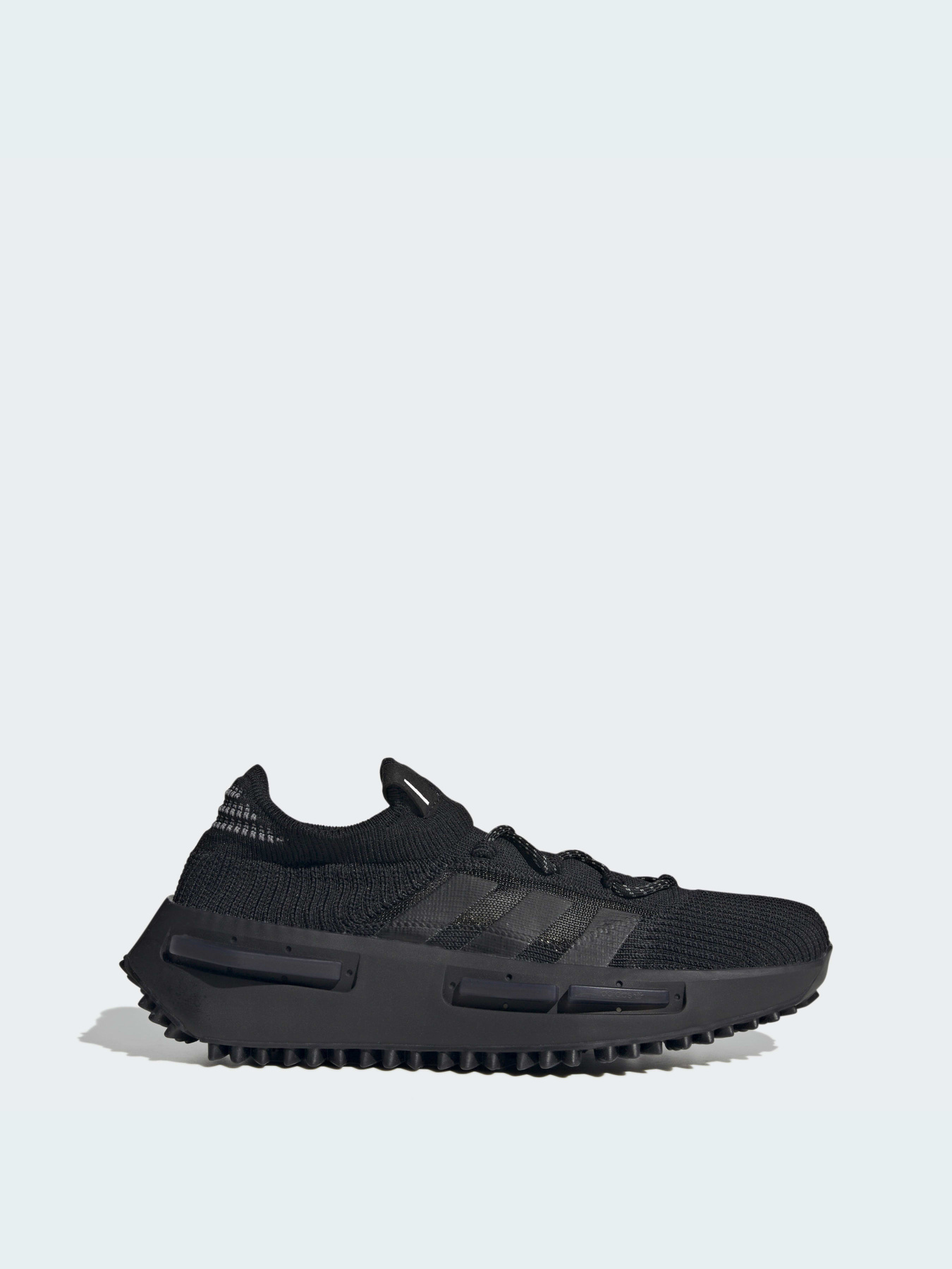 Кроссовки повседневные Adidas NMD модель FZ6381 Кроссовки повседневные Adidas NMD модель FZ6381 Фото