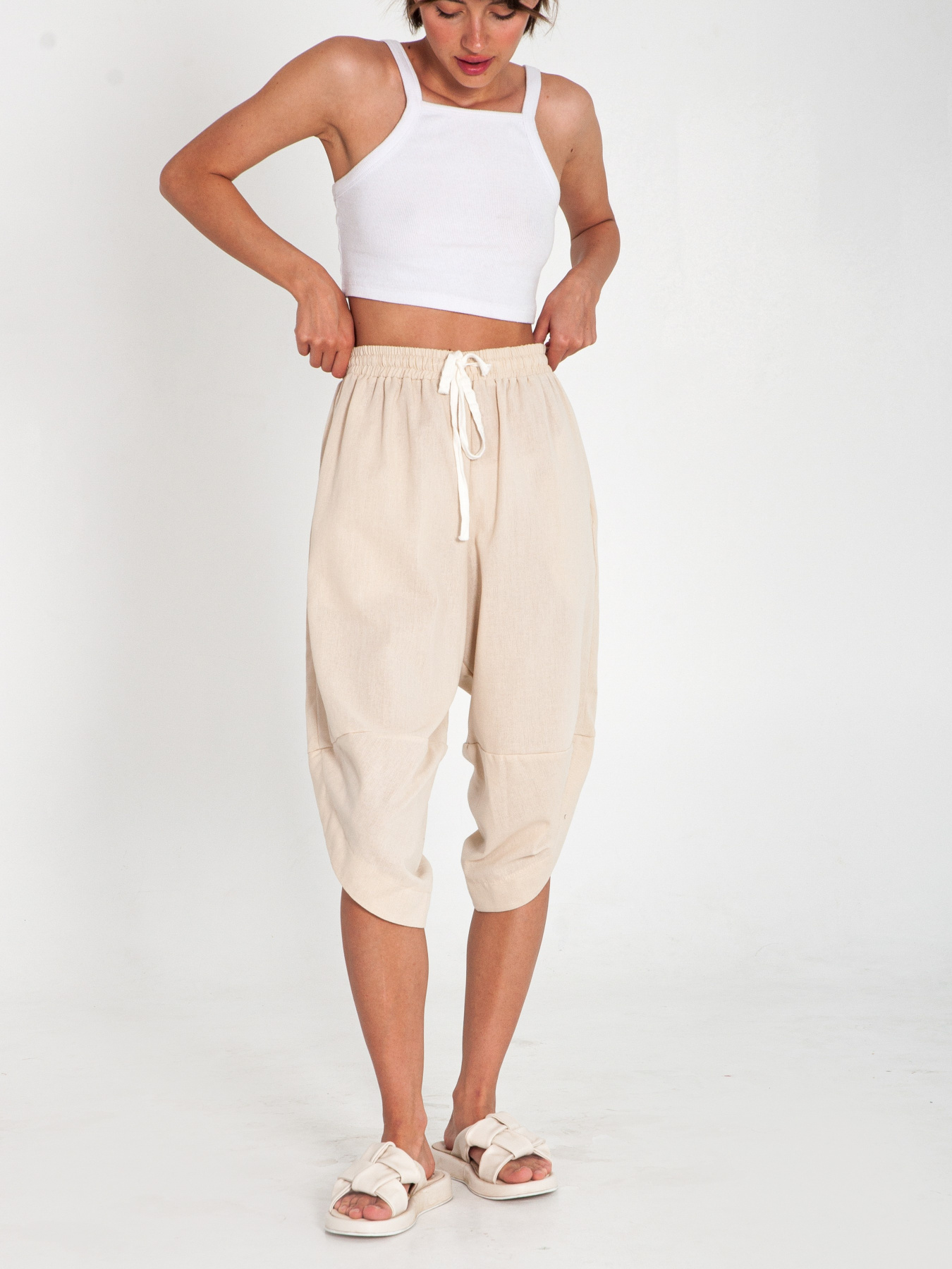 Повседневные шорты IJ модель ij-coi-bej-1 Повседневные шорты IJ модель ij-coi-bej-1 Фото