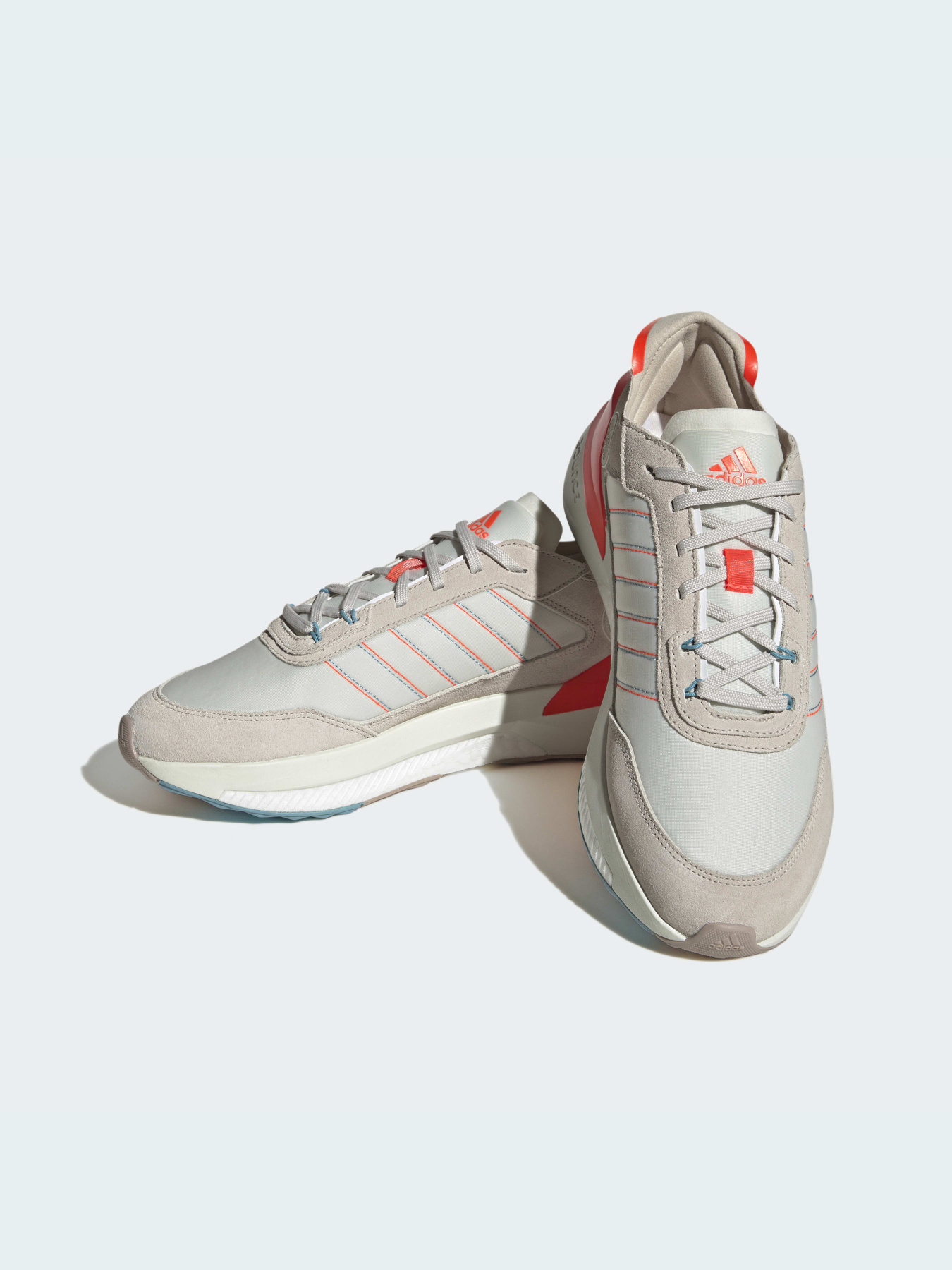 Кросівки повсякденні Adidas AVRYN модель ID4253 Фото