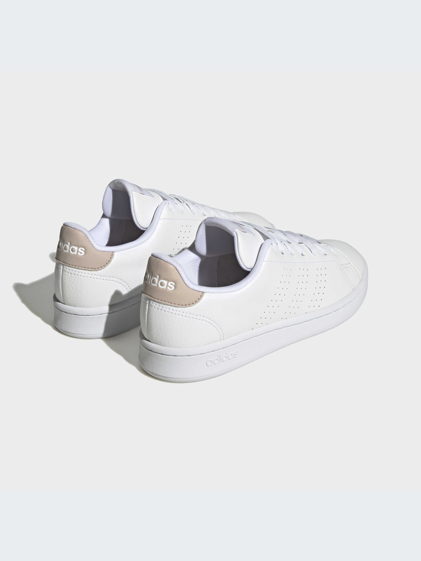 Кеди низькі Adidas Advantage модель HR0319 Фото