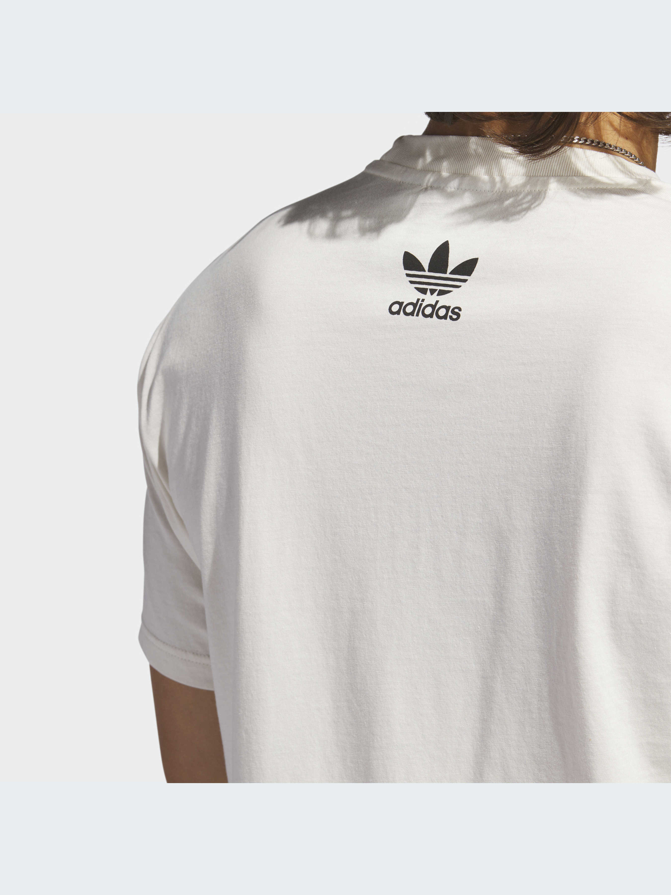 Футболка Adidas Graphics модель IC5564 Фото