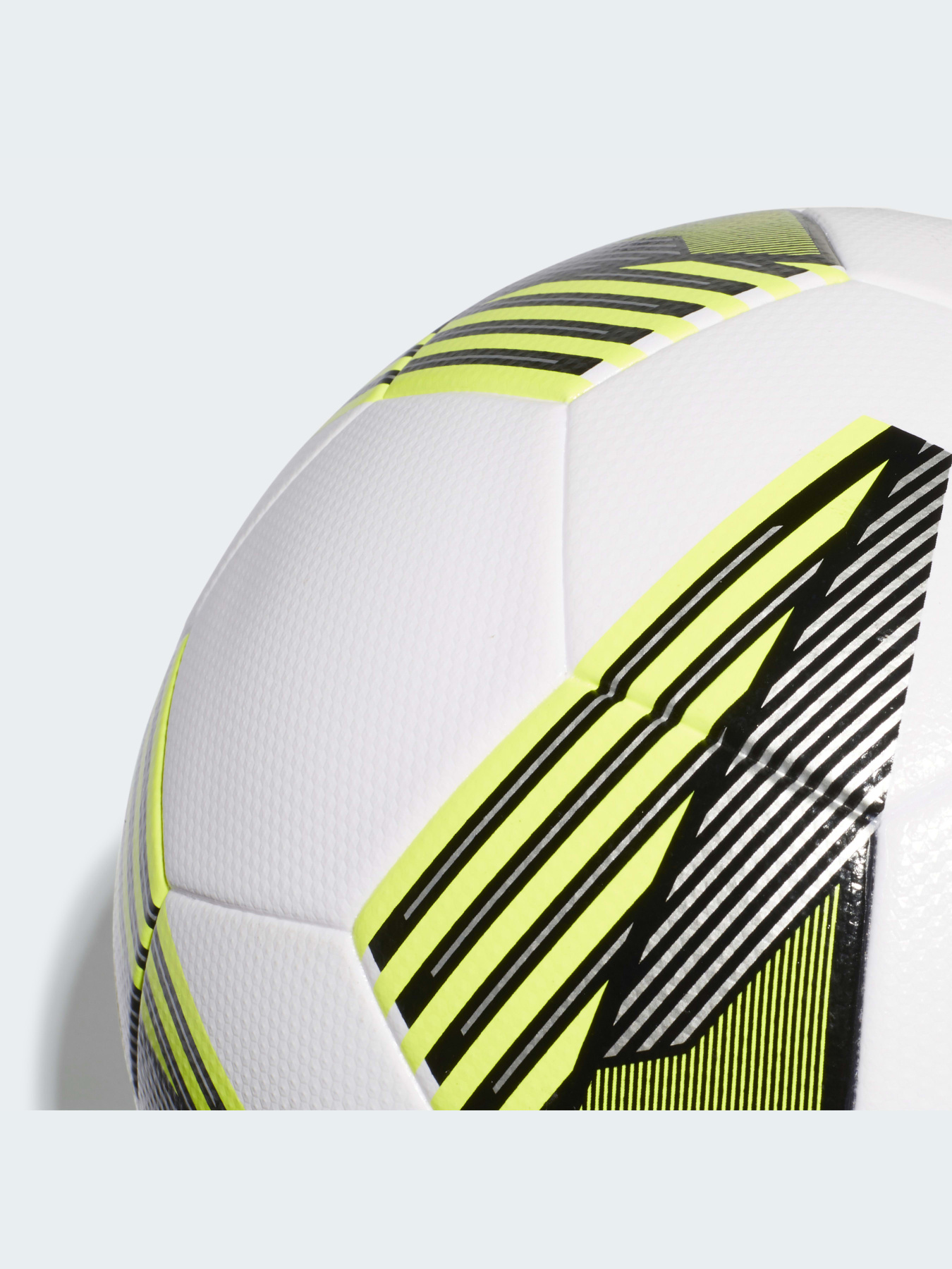 Мячи Adidas Tiro модель FS0369 Фото