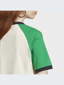 Футболка Adidas Adicolor модель IK7885 Футболка Adidas Adicolor модель IK7885 Фото