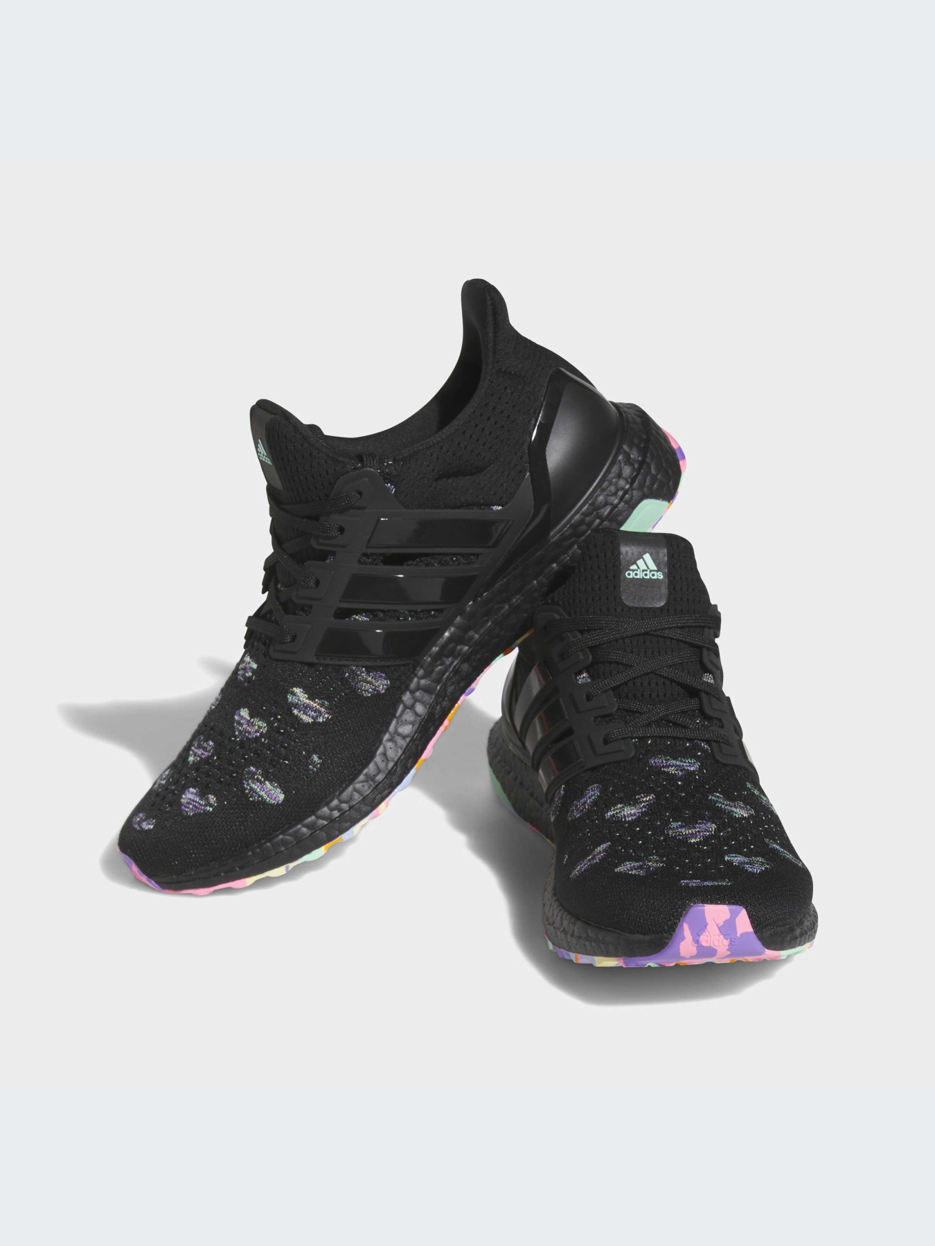 Кроссовки для бега Adidas Ultraboost модель HQ6174 Фото