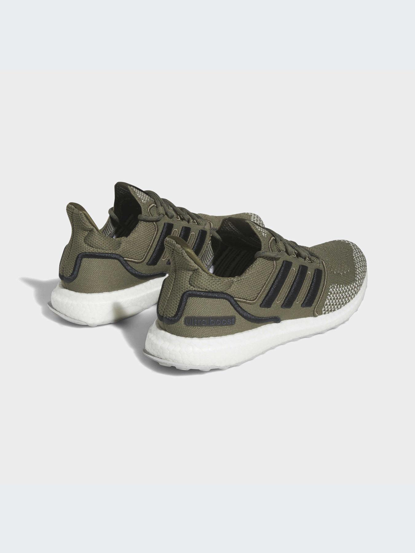Кроссовки повседневные Adidas Ultraboost модель HR0056 Кроссовки повседневные Adidas Ultraboost модель HR0056 Фото