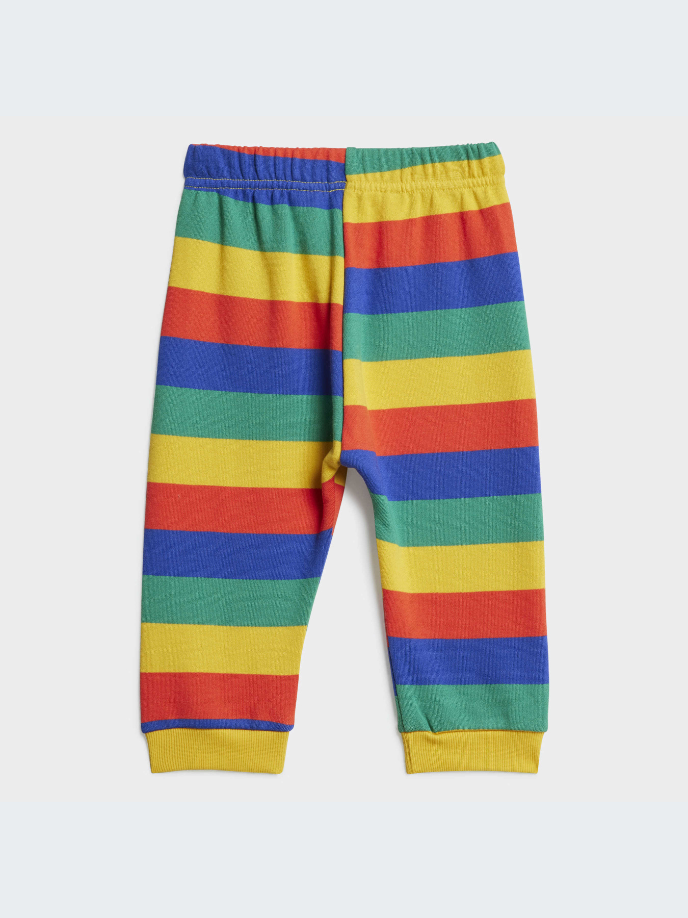 Спортивный костюм Adidas x Disney модель HR9486 Спортивный костюм Adidas x Disney модель HR9486 Фото