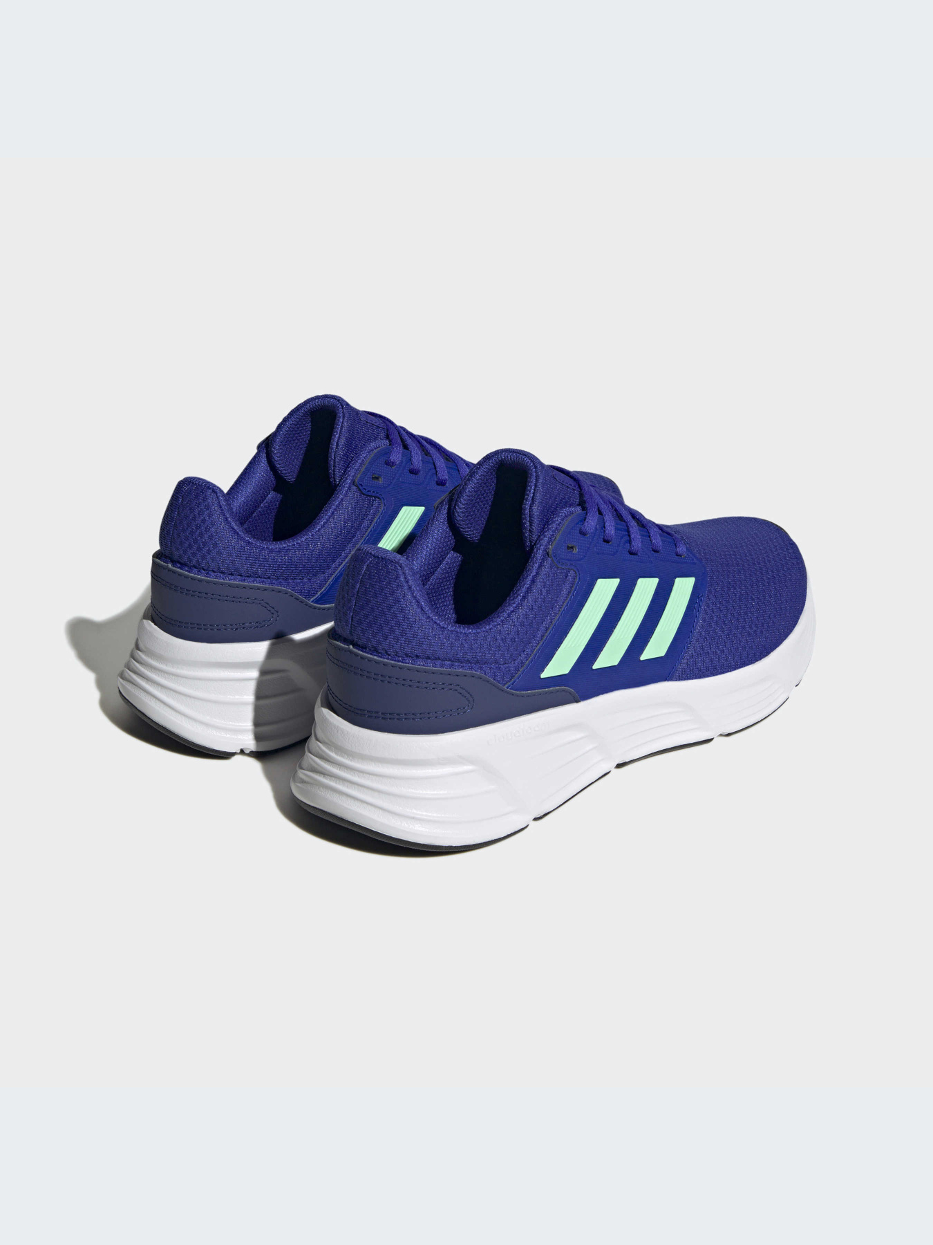 Кроссовки для бега Adidas Galaxy модель HP2416 Кроссовки для бега Adidas Galaxy модель HP2416 Фото