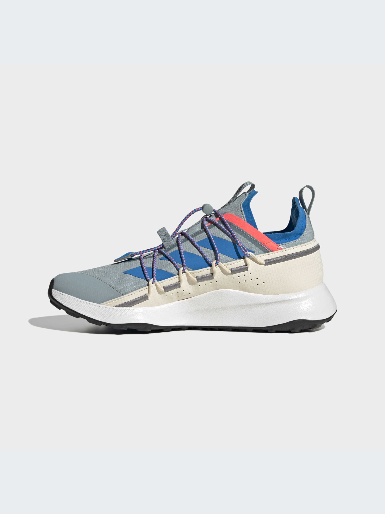 Кроссовки аутдор Adidas модель HP8621 Фото