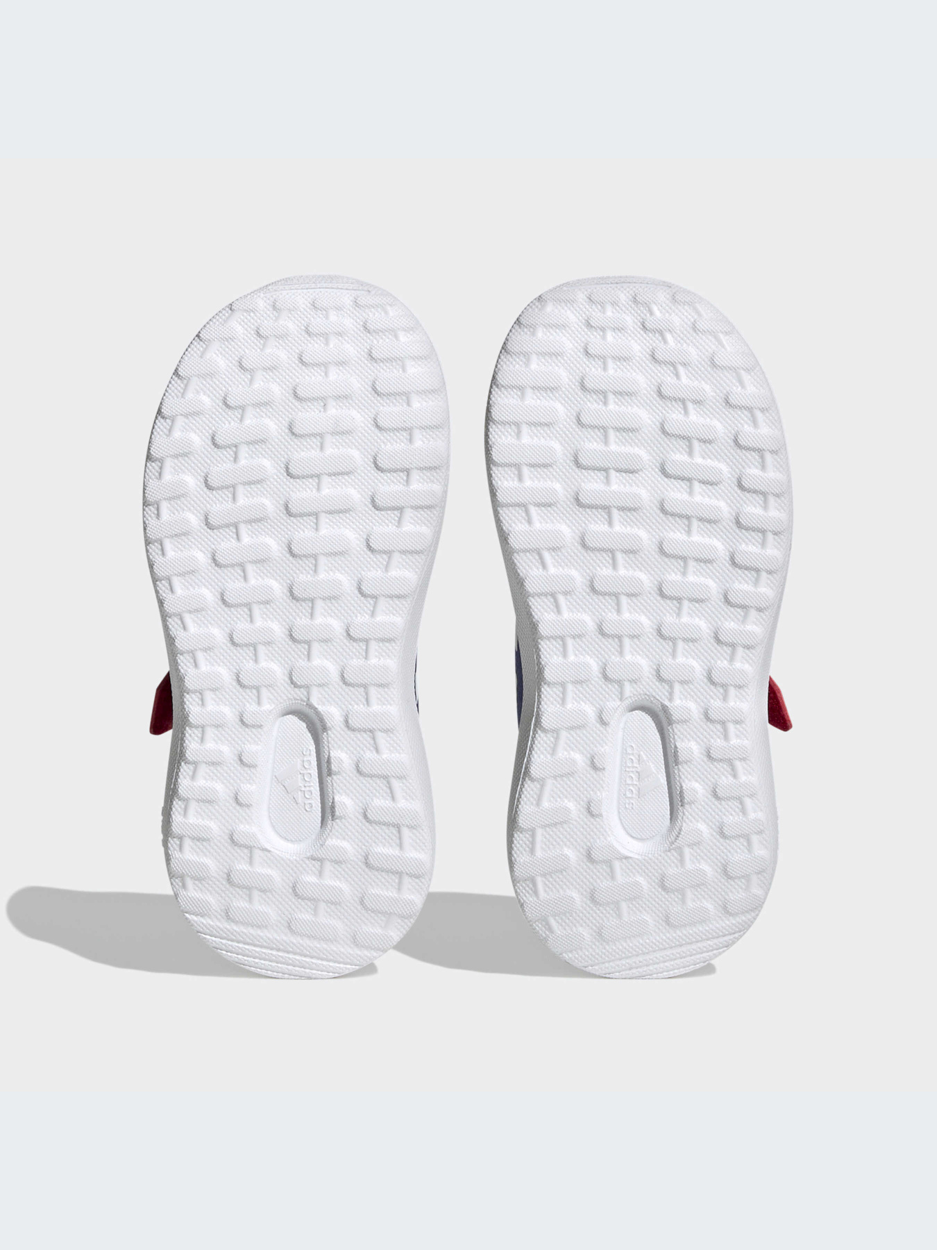 Кроссовки Adidas Marvel модель HP9000 Фото