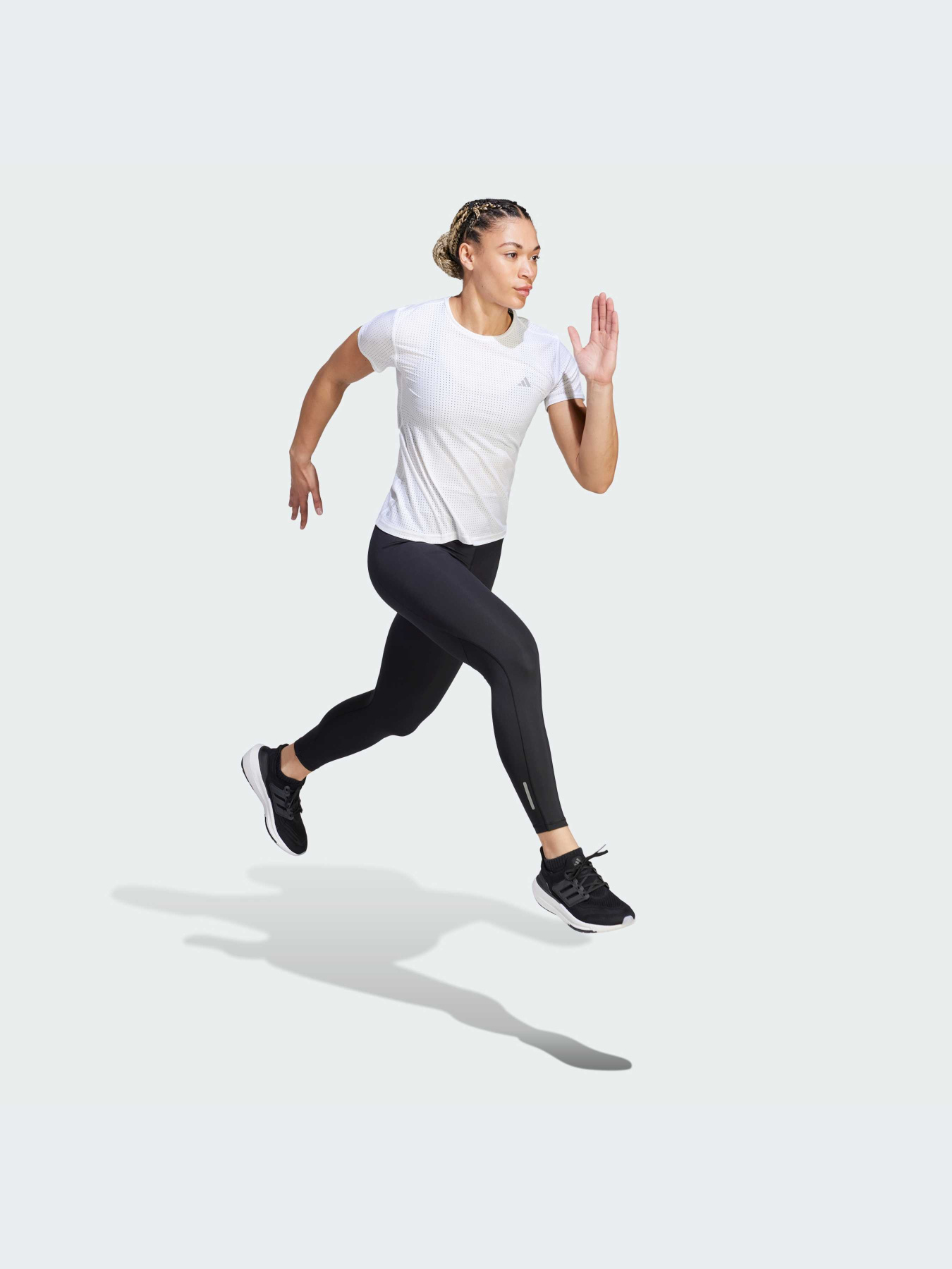 Спортивная футболка Adidas модель HM4319 Фото