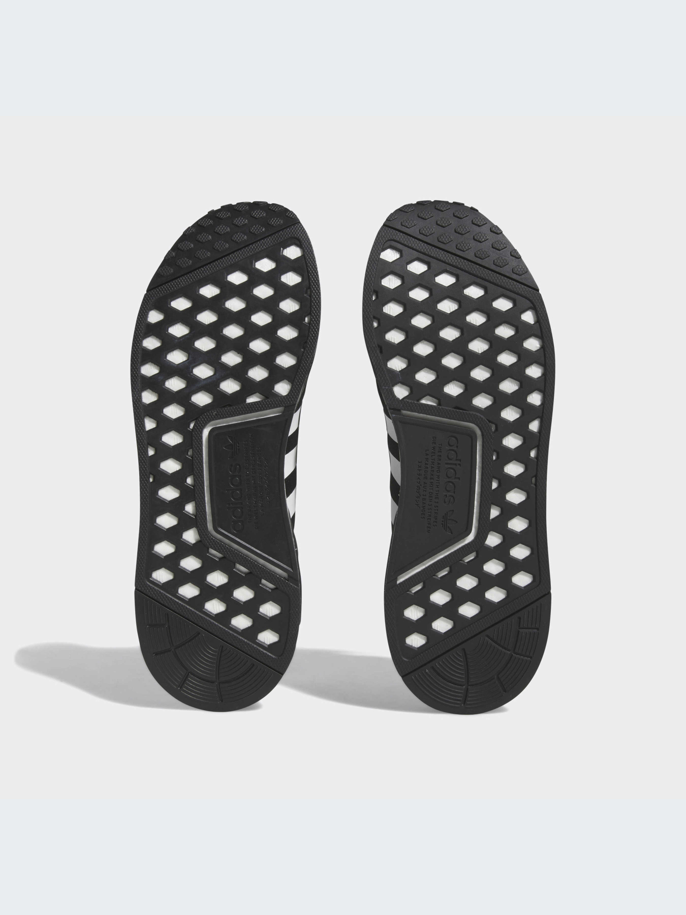 Кроссовки Adidas NMD модель IE2245 Фото