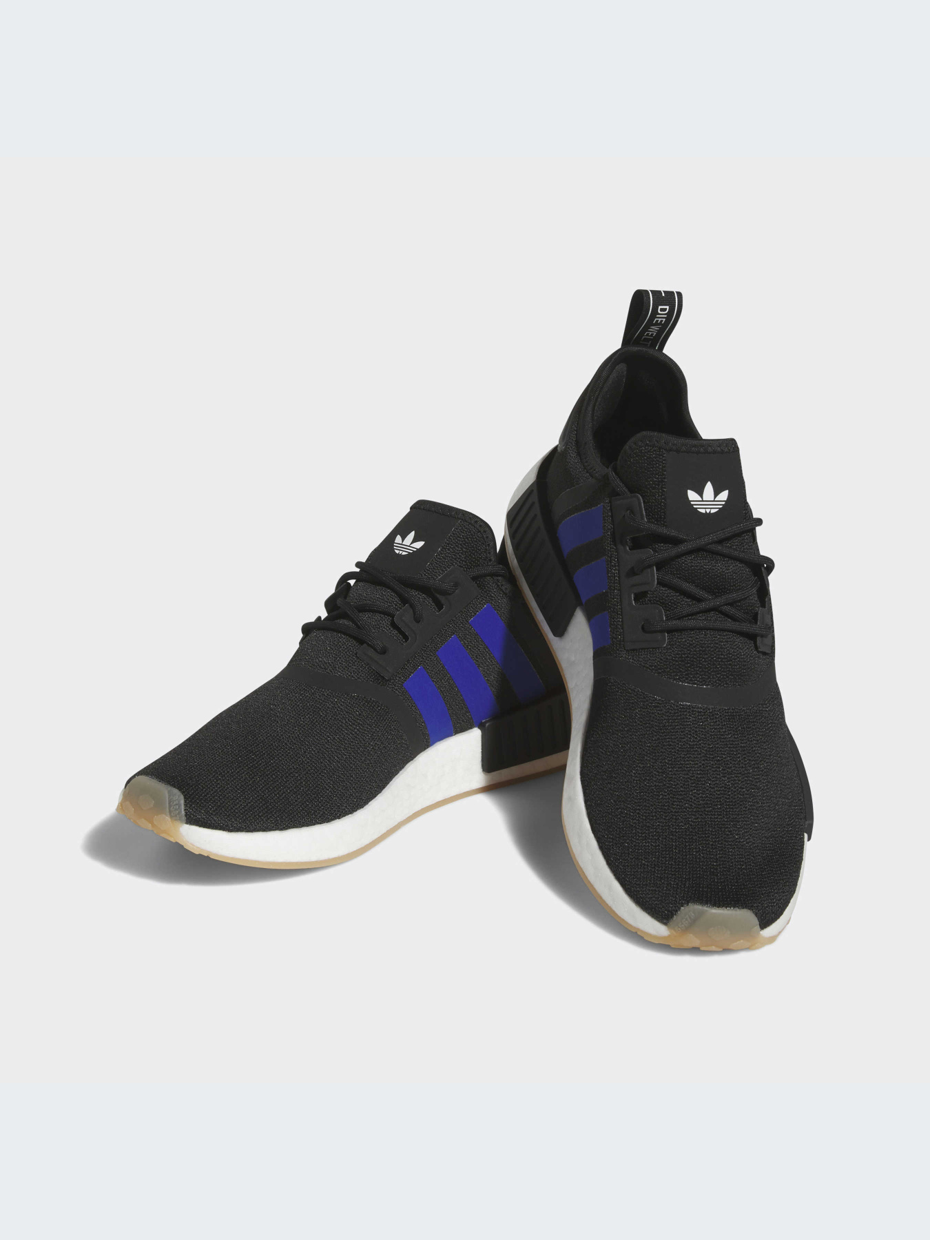 Кроссовки Adidas NMD модель IE4694 Фото