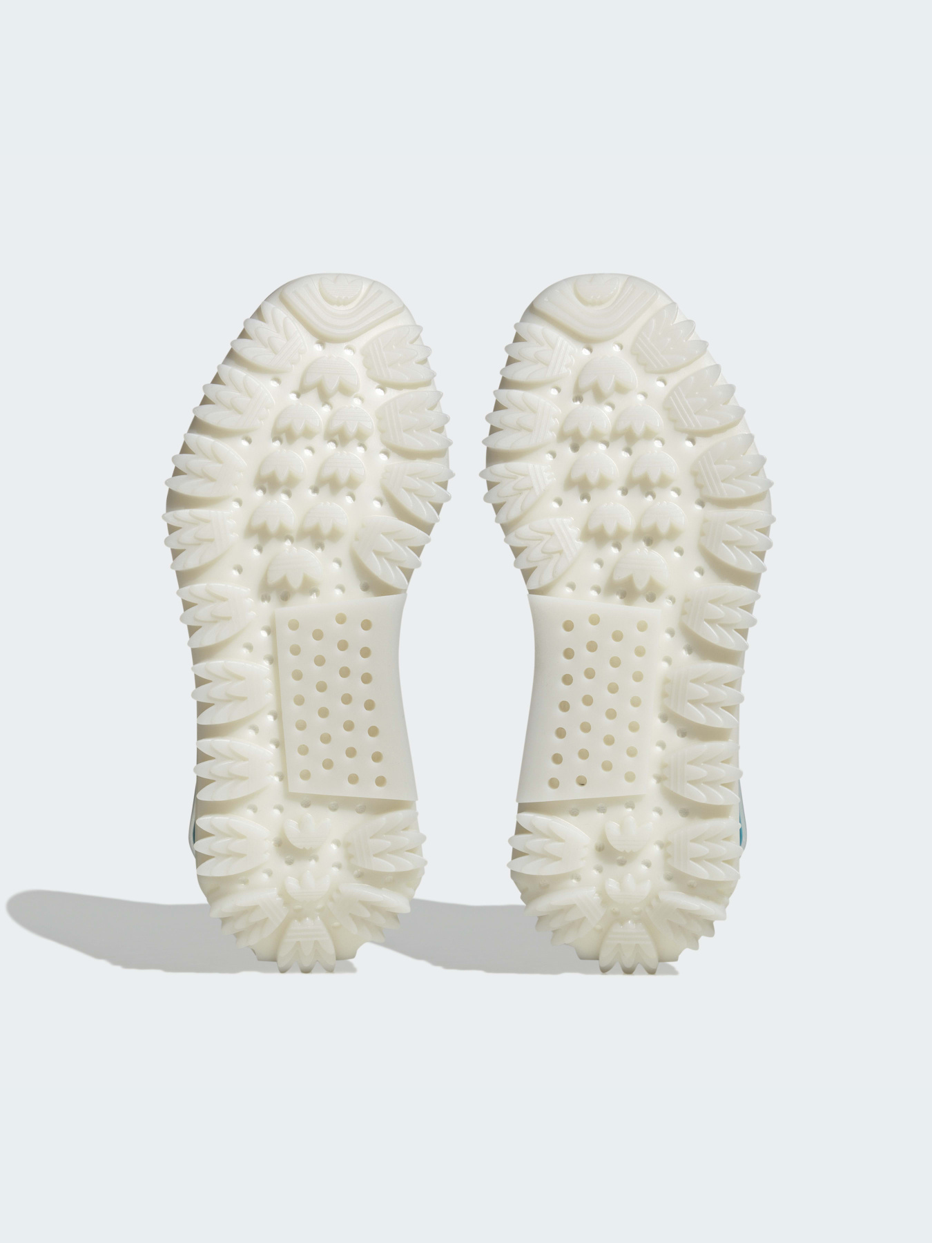 Кроссовки Adidas NMD модель FZ5707 Фото