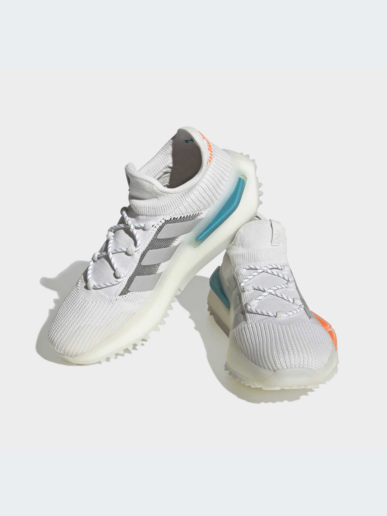 Кроссовки повседневные Adidas NMD модель FZ5707 Фото