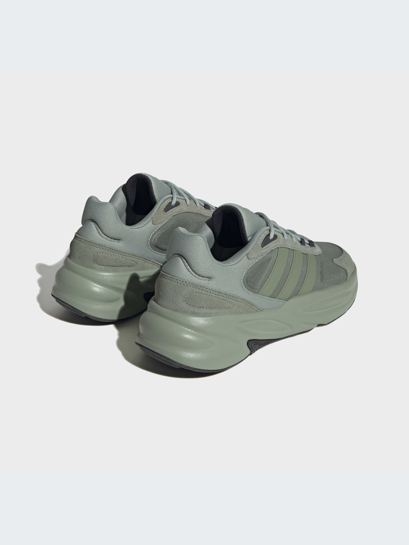 Кроссовки Adidas Ozweego модель H03508 Фото