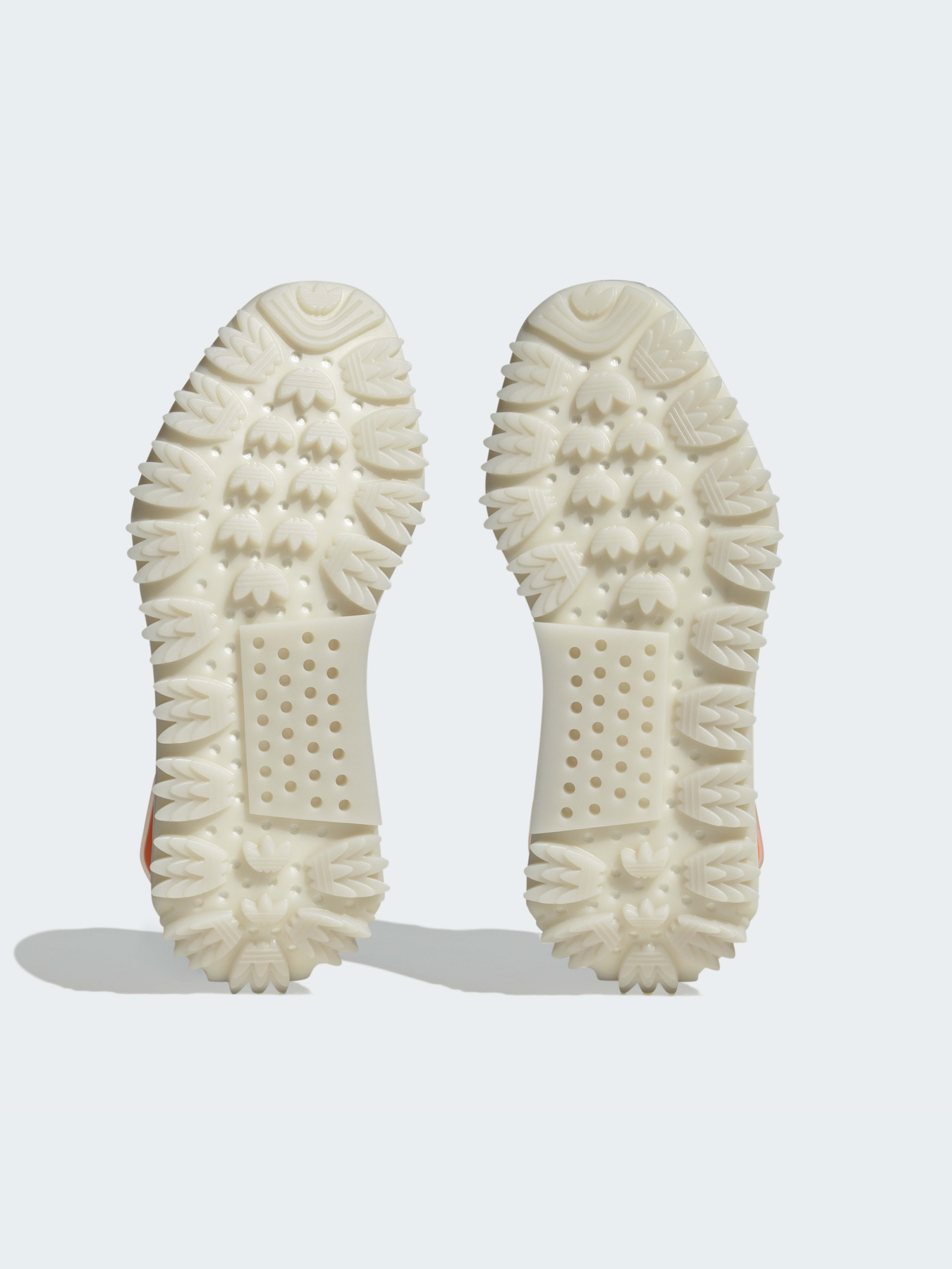 Кроссовки Adidas NMD модель FZ5706 Фото