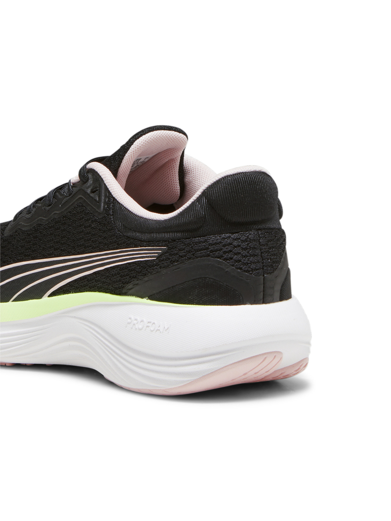 Кросівки для бігу PUMA Scend Pro модель 378776 Фото