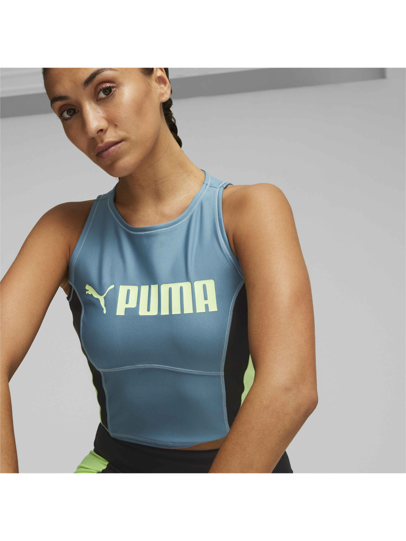 Топ спортивный PUMA Fit Eversculpt Tank модель 523840 Фото