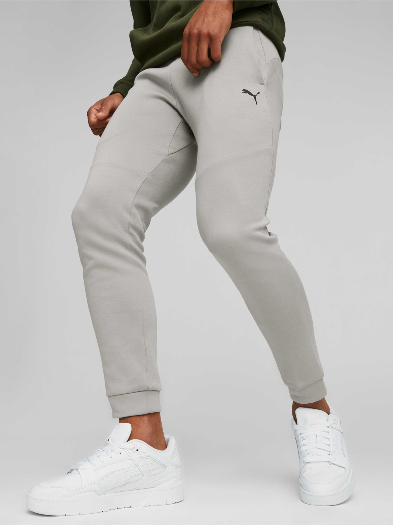 Спортивні штани PUMA Tech Track Pants Dk модель 538286 Спортивні штани PUMA Tech Track Pants Dk модель 538286 Фото