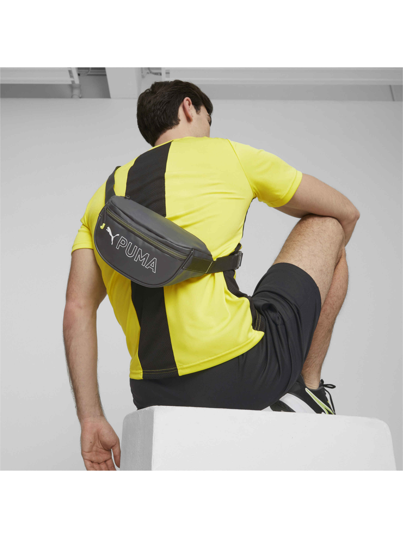 Поясная сумка PUMA Fit Waistbag модель 079998 Поясная сумка PUMA Fit Waistbag модель 079998 Фото