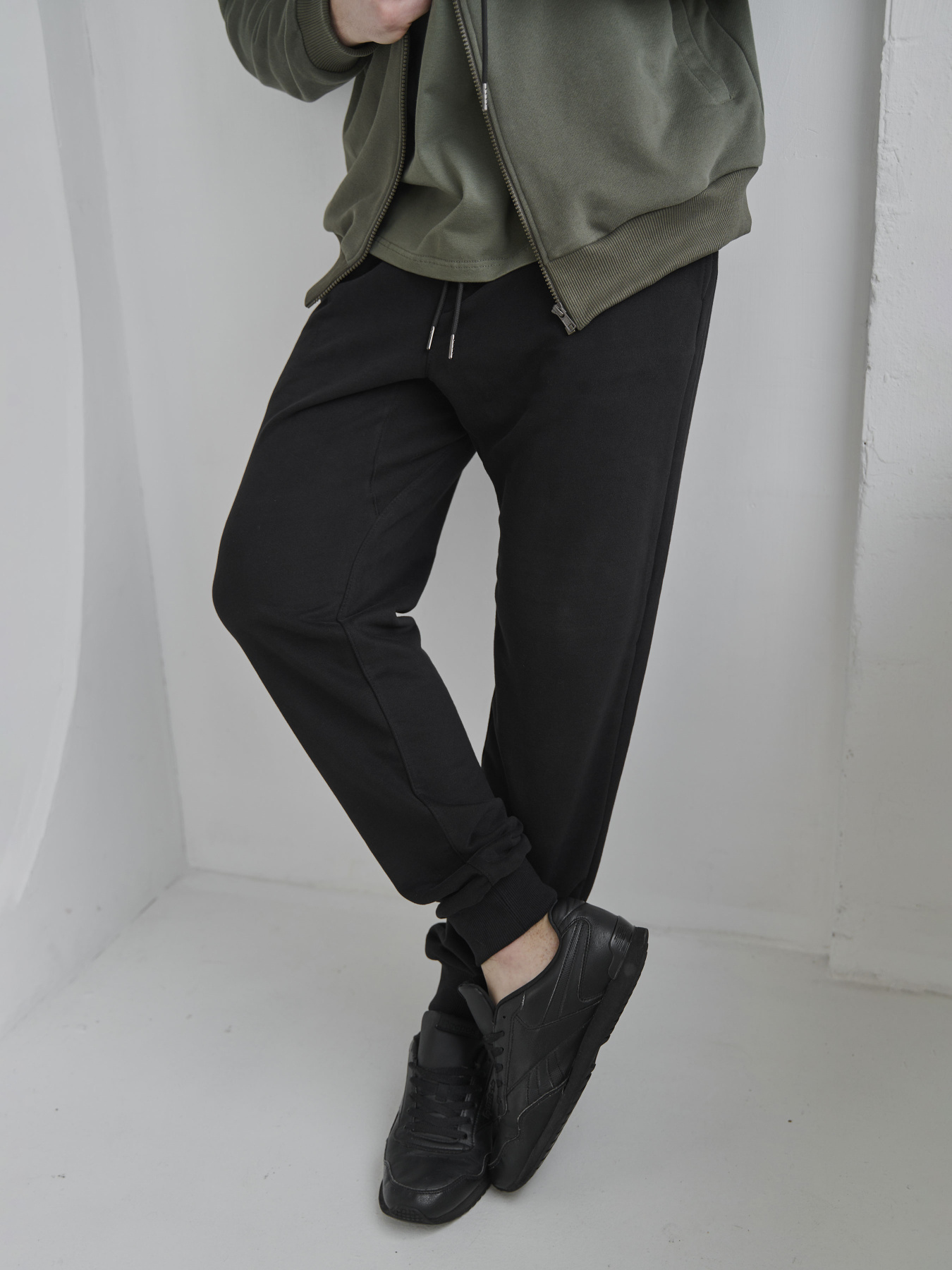 Спортивный костюм HANDY WEAR Club модель 3633 Фото