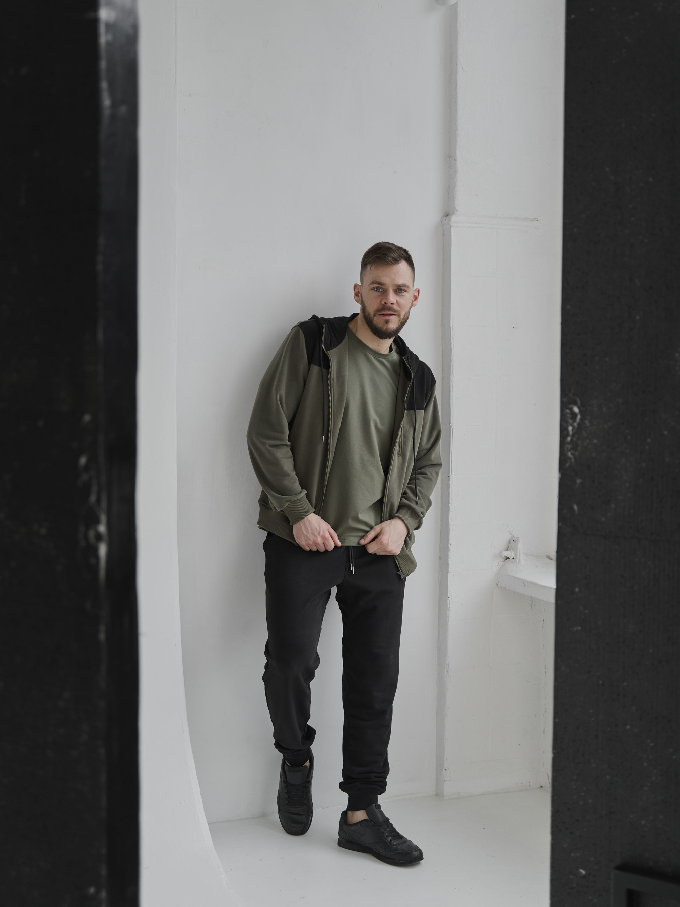 Спортивный костюм HANDY WEAR Club модель 3633 Фото