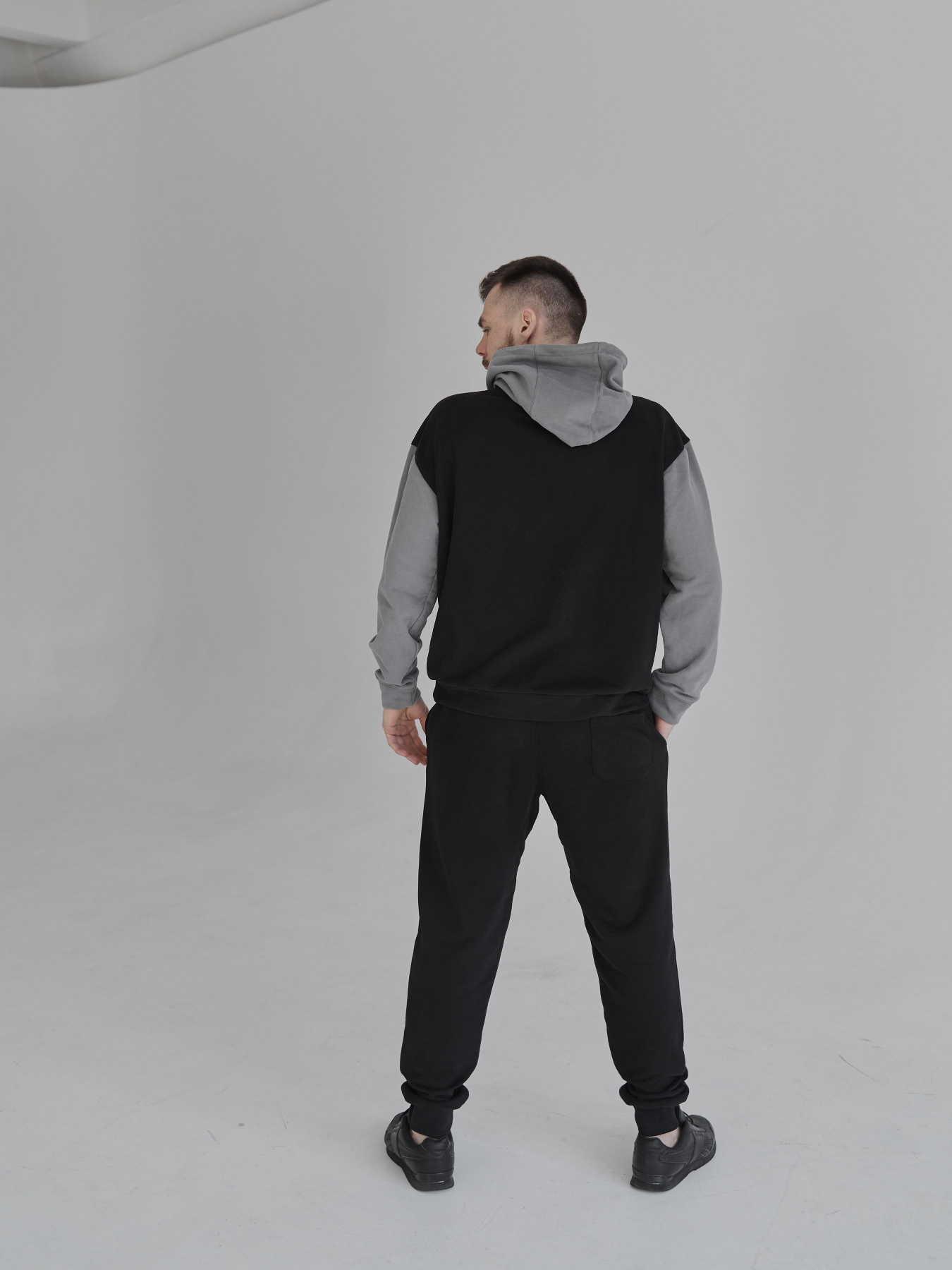 Спортивный костюм HANDY WEAR Color Block модель 3724 Фото