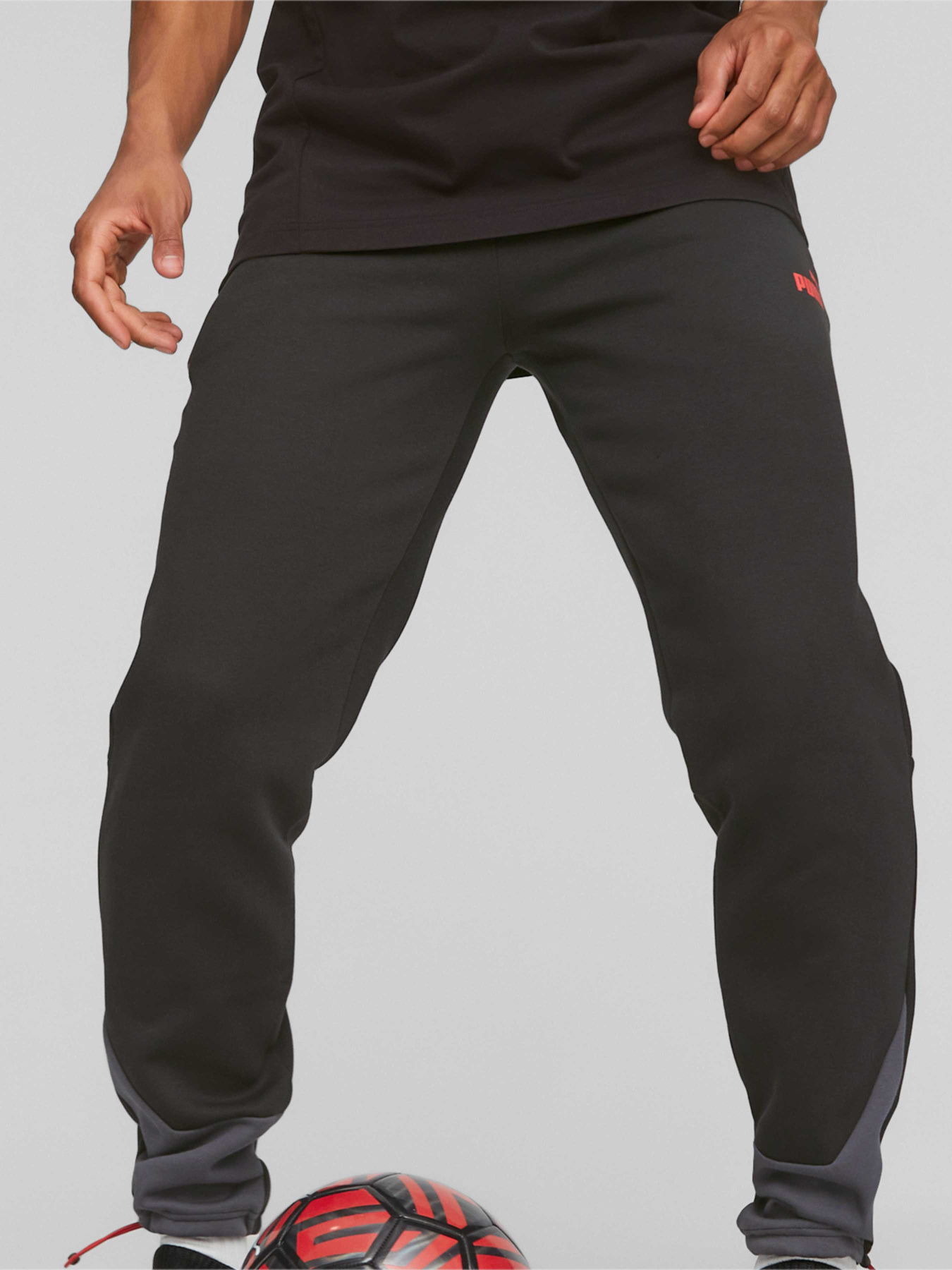 Штаны спортивные PUMA Acm Ftblculture Track Pants модель 772332 Штаны спортивные PUMA Acm Ftblculture Track Pants модель 772332 Фото