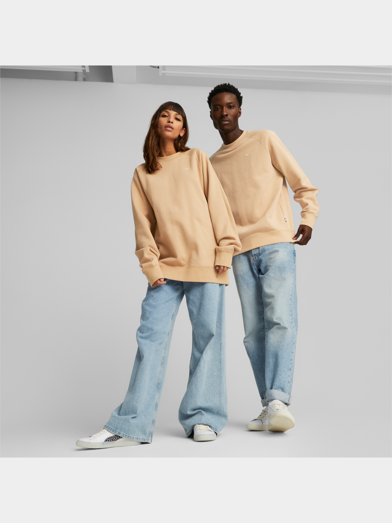 Свитшот PUMA Mmq Crew модель 537965 Фото