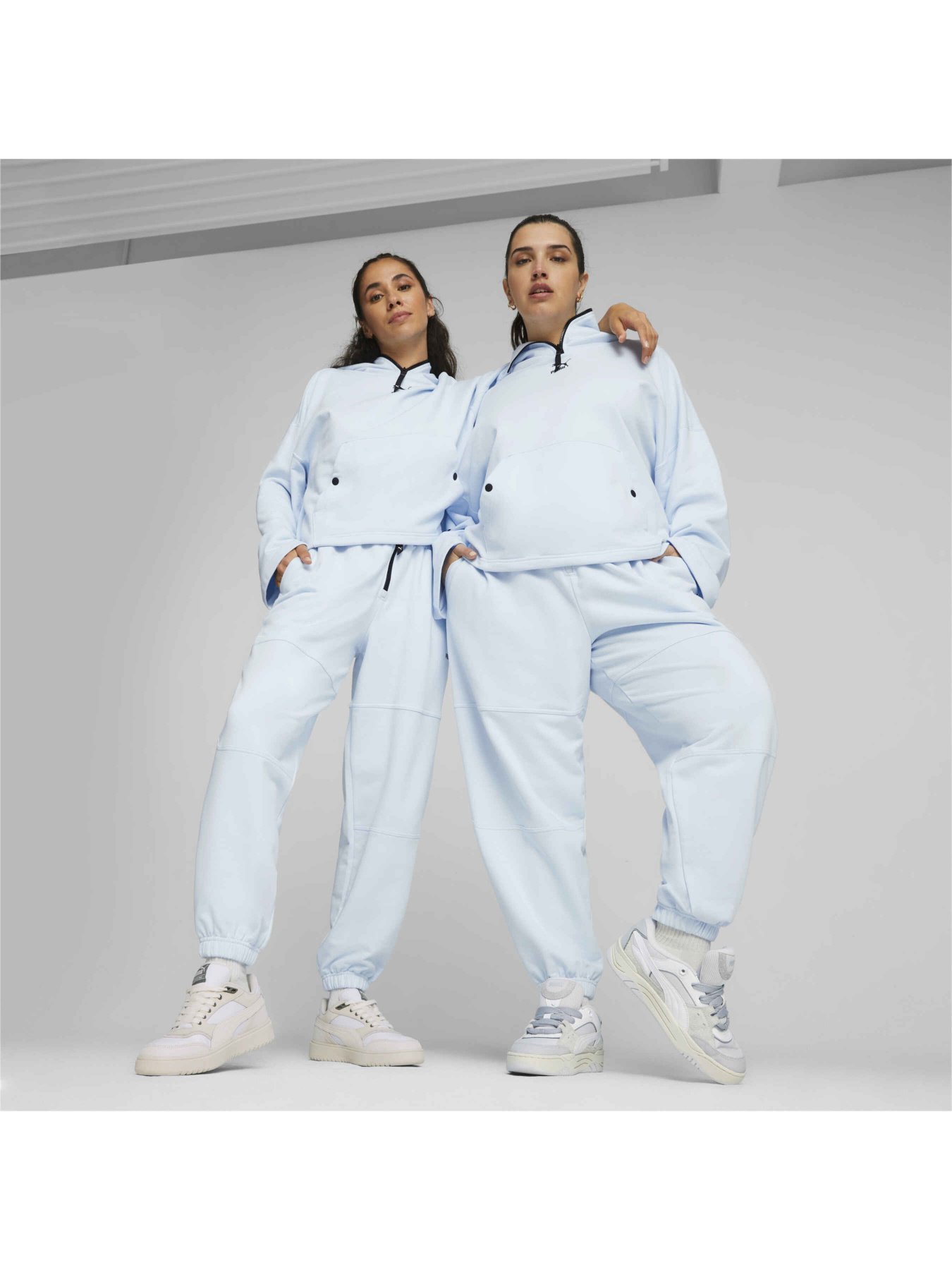 Штаны спортивные PUMA DARE TO Sweatpants TR модель 621432 Фото