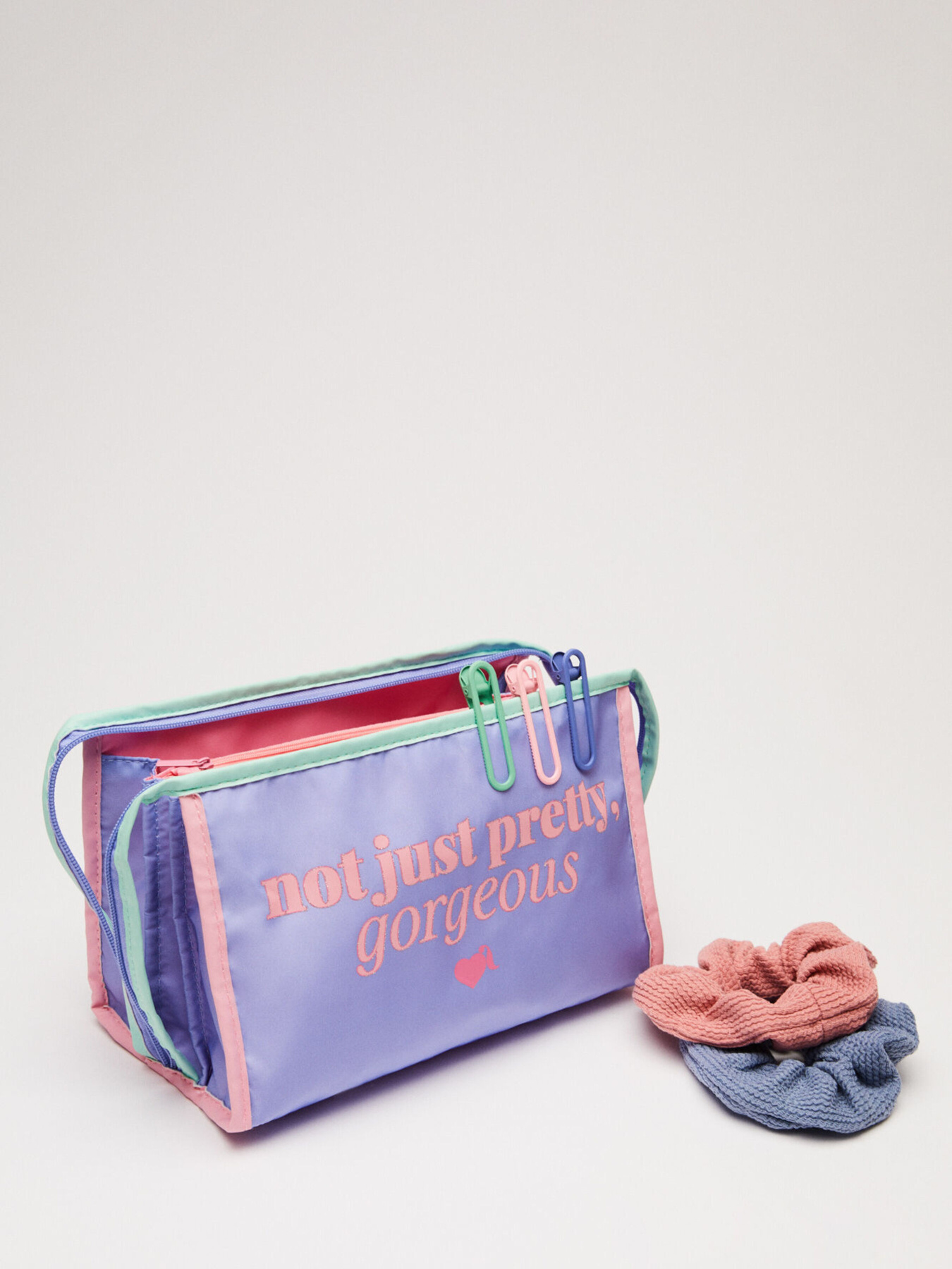 Большая косметичка La Vecina Rubia Women'secret модель 4846939-76 Фото