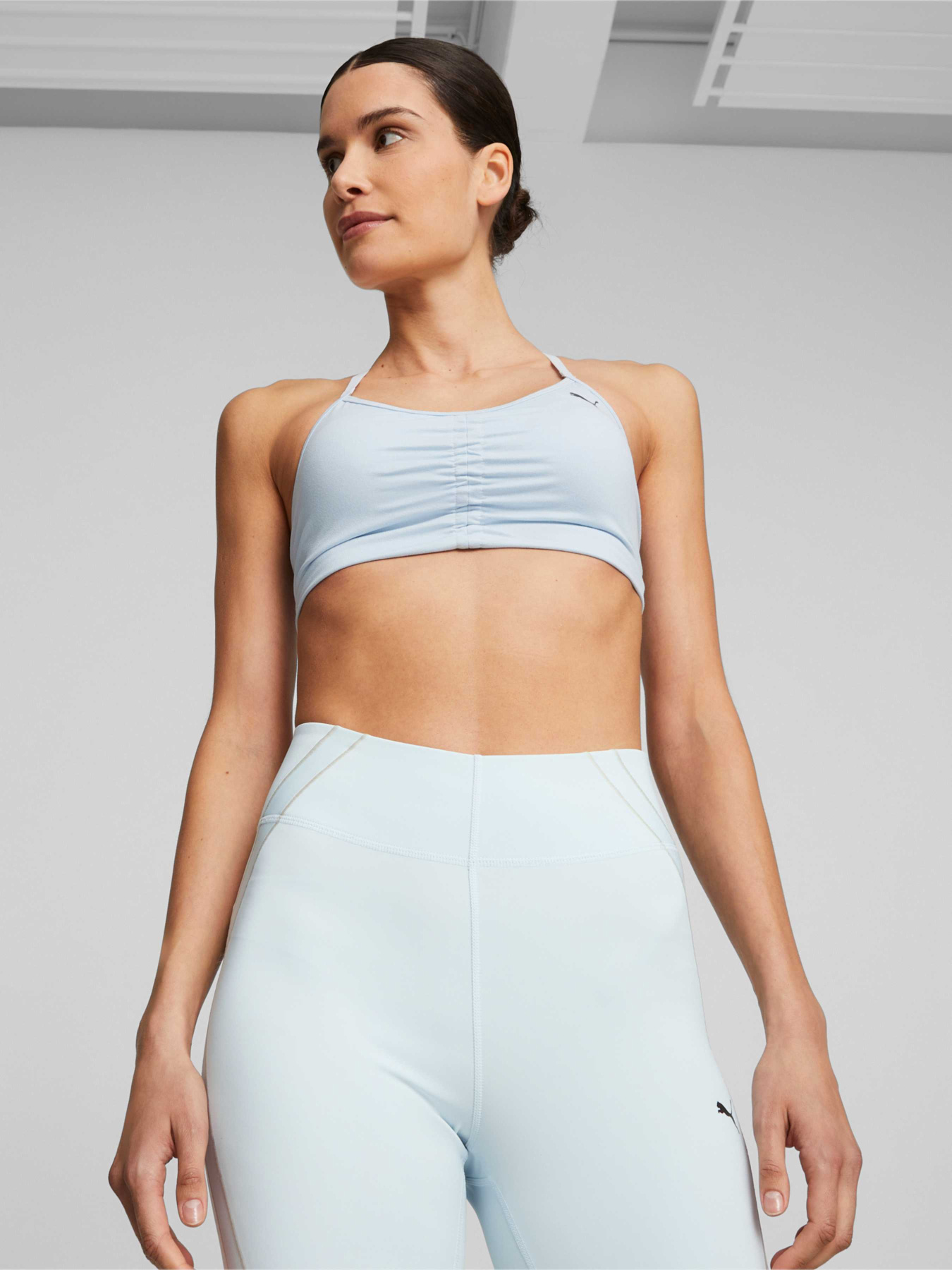 Спортивний топ PUMA Low Impact Studio Bra модель 521602 Фото