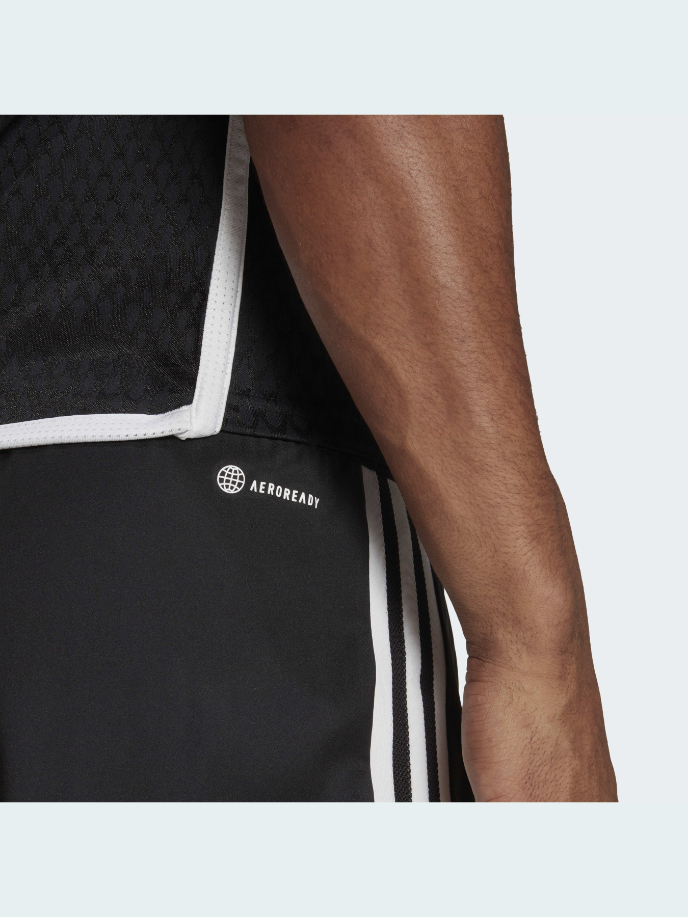 Шорты спортивные Adidas Tiro модель HT5696 Фото