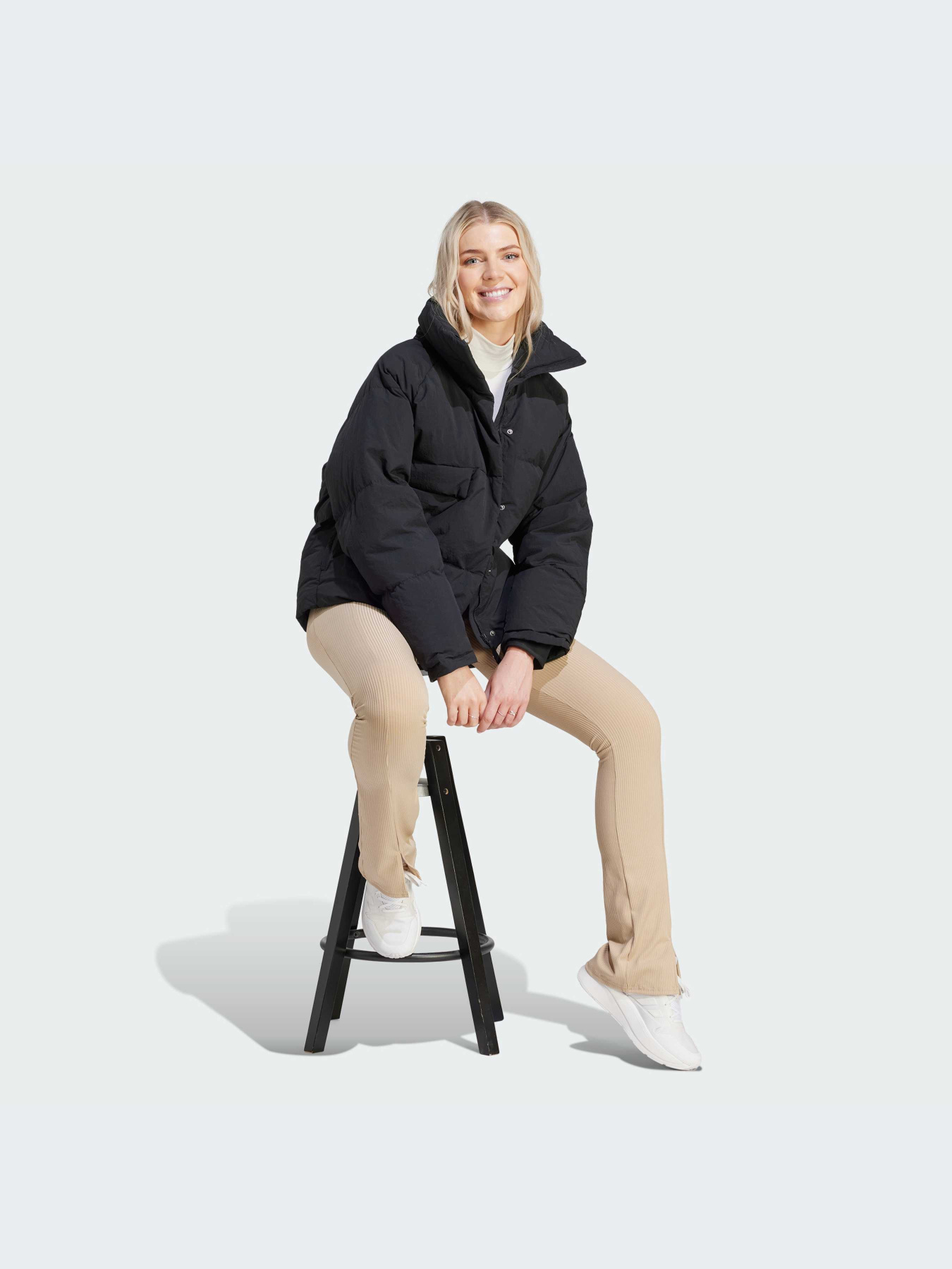 Пуховик Adidas модель IK3166 Фото