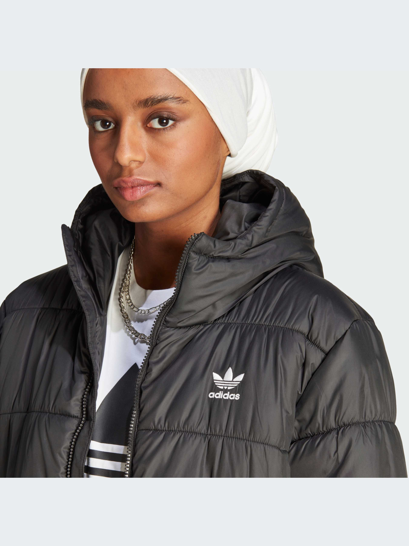 Демісезонна куртка Adidas Adicolor модель II8456 Фото