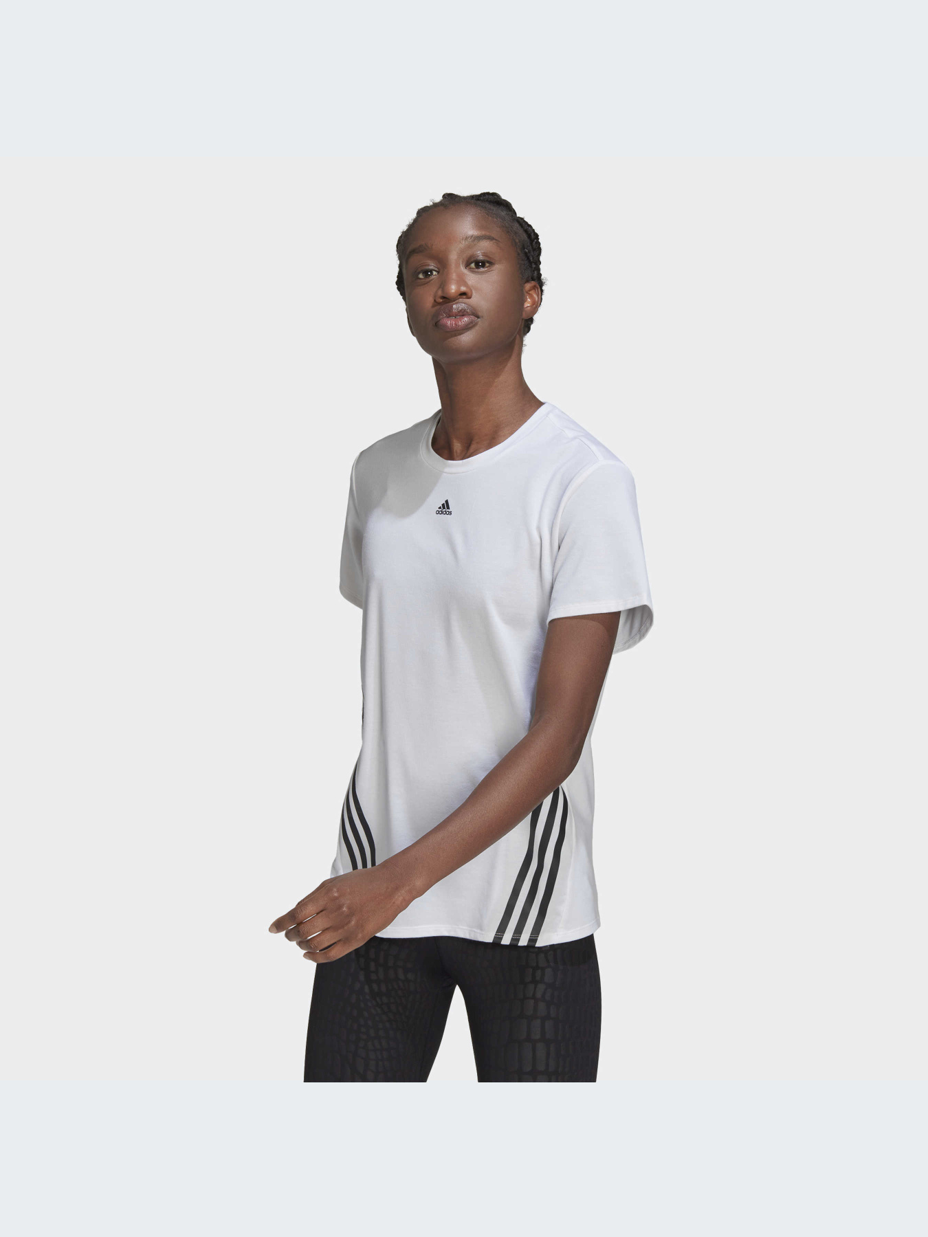 Спортивная футболка Adidas 3 Stripes модель HI1275 Спортивная футболка Adidas 3 Stripes модель HI1275 Фото