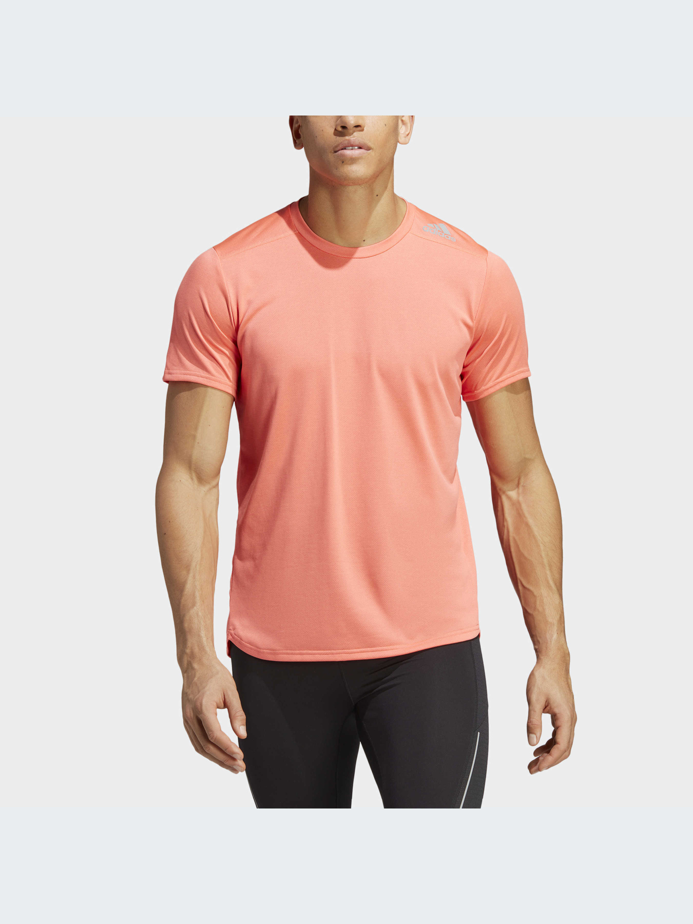 Спортивна футболка Adidas модель IB8943 Спортивна футболка Adidas модель IB8943 Фото