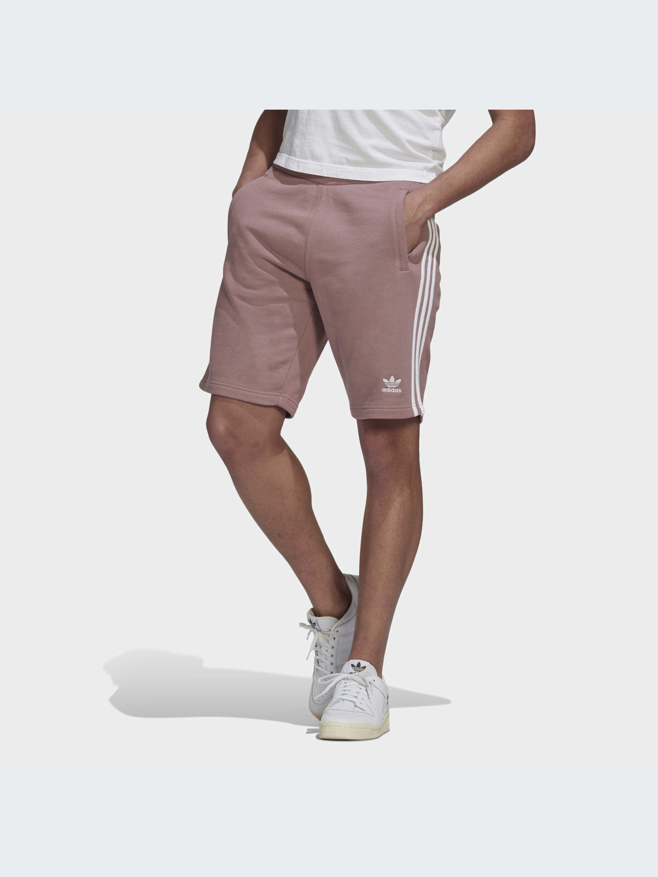 Повседневные шорты Adidas Adicolor модель HM9327 Фото