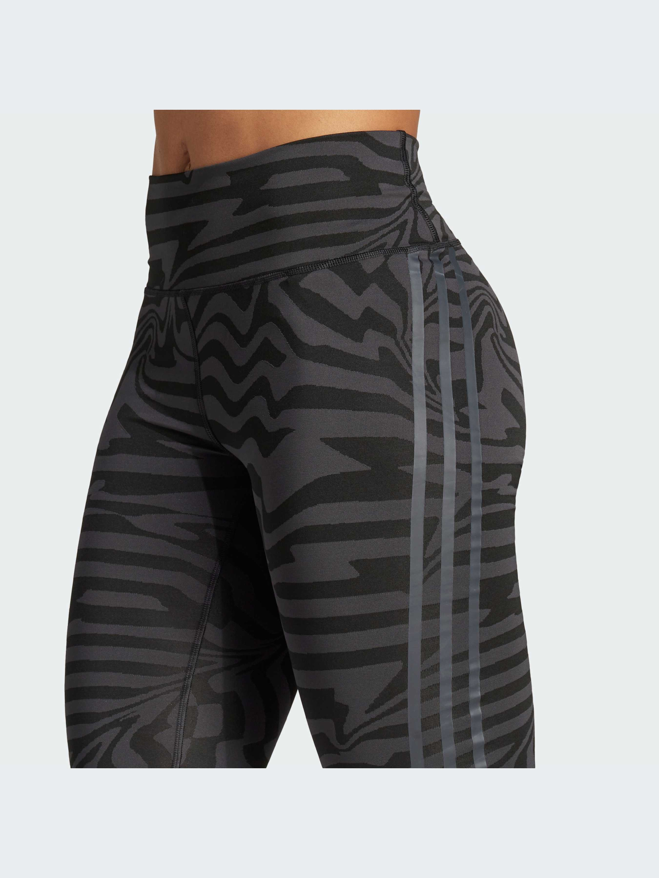 Спортивні леггінси Adidas 3 Stripes модель IA7154 Фото