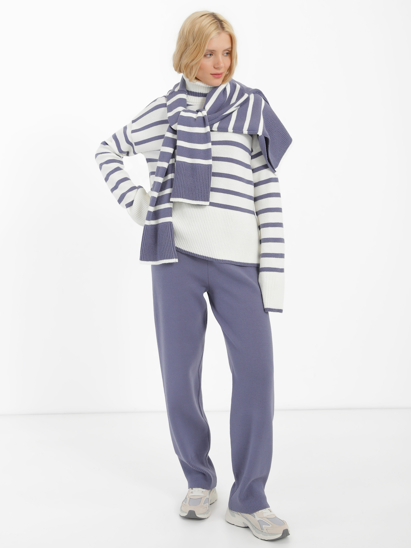 Повседневные штаны Sewel модель TR869550000 Фото