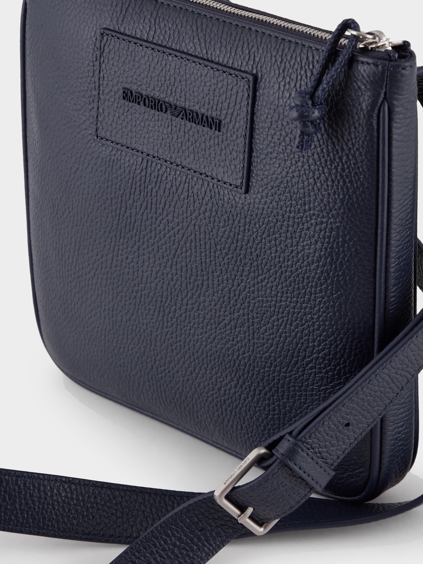 Сумки Emporio Armani модель Y4M252-Y068E-80033 Фото