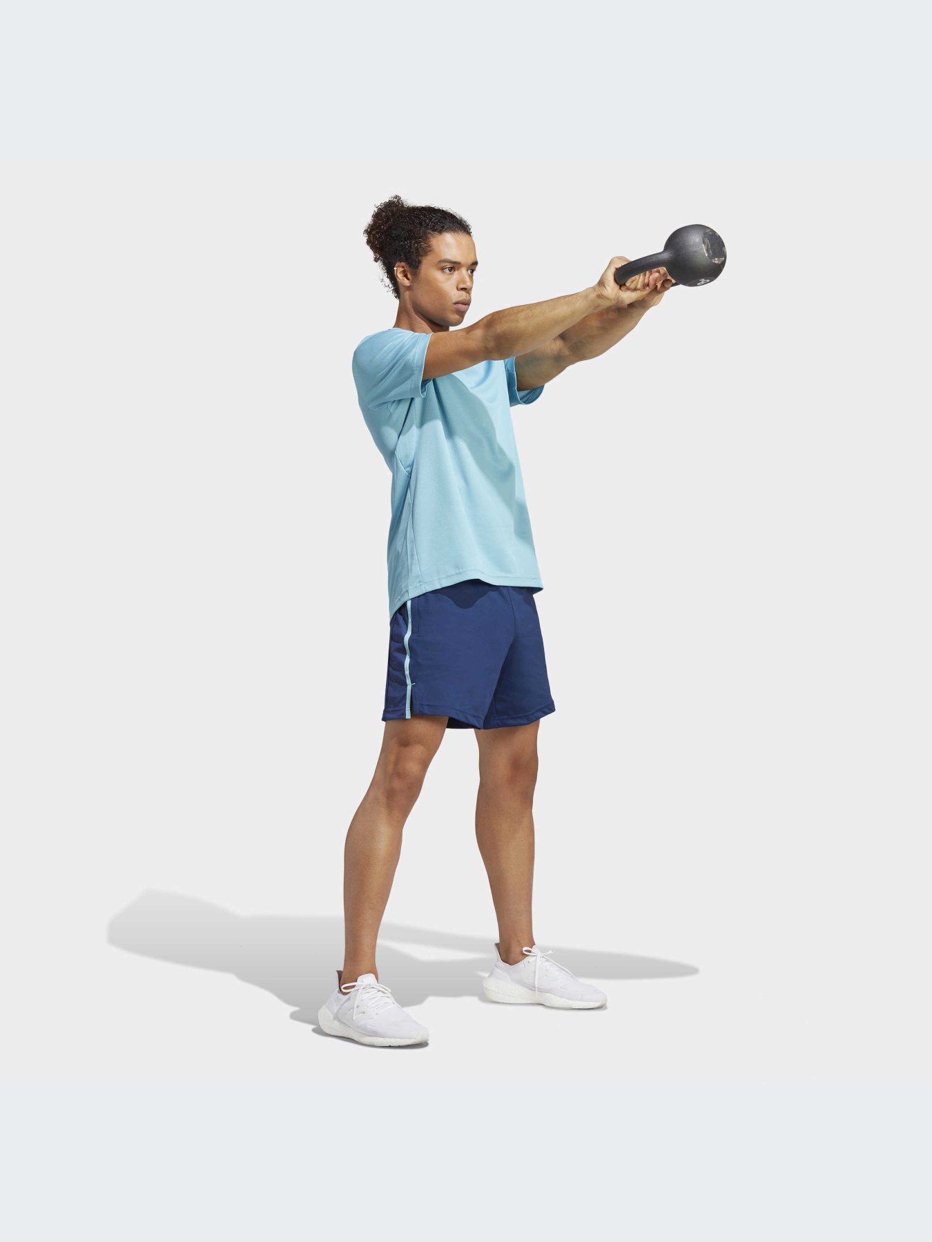 Спортивная футболка Adidas модель IB7902 Фото