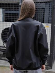 Бомбер Without модель 8049046 Бомбер Without модель 8049046 Фото