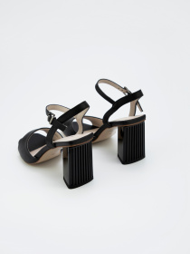 Босоножки Respect модель VS56-153182-S Фото