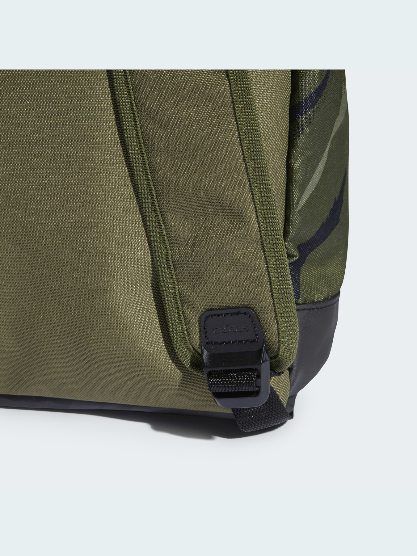 Повседневный рюкзак Adidas модель HC4781 Повседневный рюкзак Adidas модель HC4781 Фото