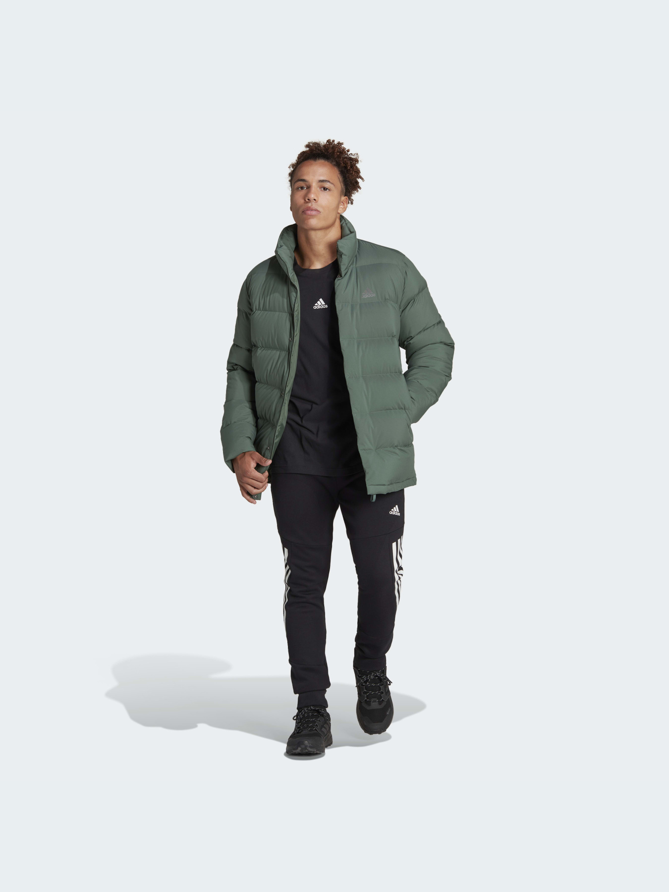 Пуховик Adidas модель HG6282 Пуховик Adidas модель HG6282 Фото