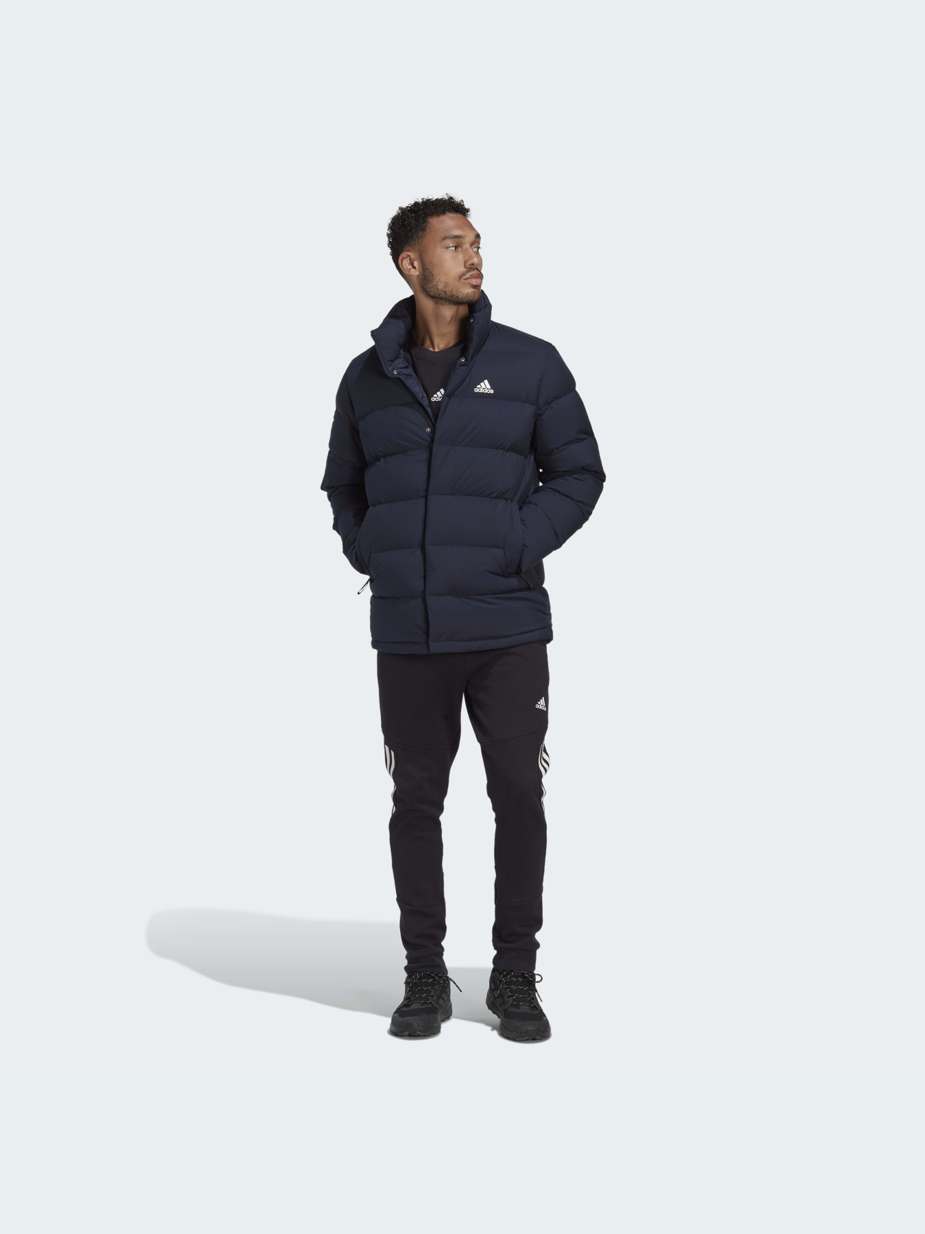 Пуховик Adidas модель HG8699 Пуховик Adidas модель HG8699 Фото