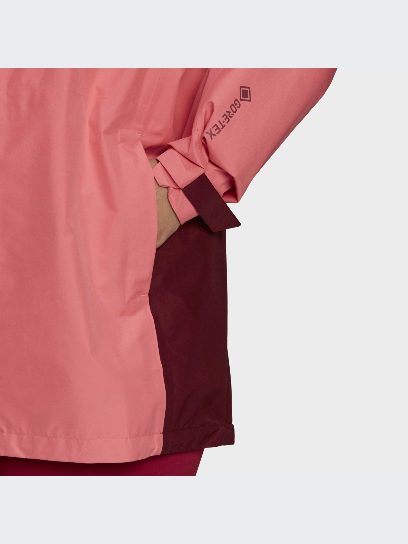 Ветровка Adidas модель HF8718 Ветровка Adidas модель HF8718 Фото