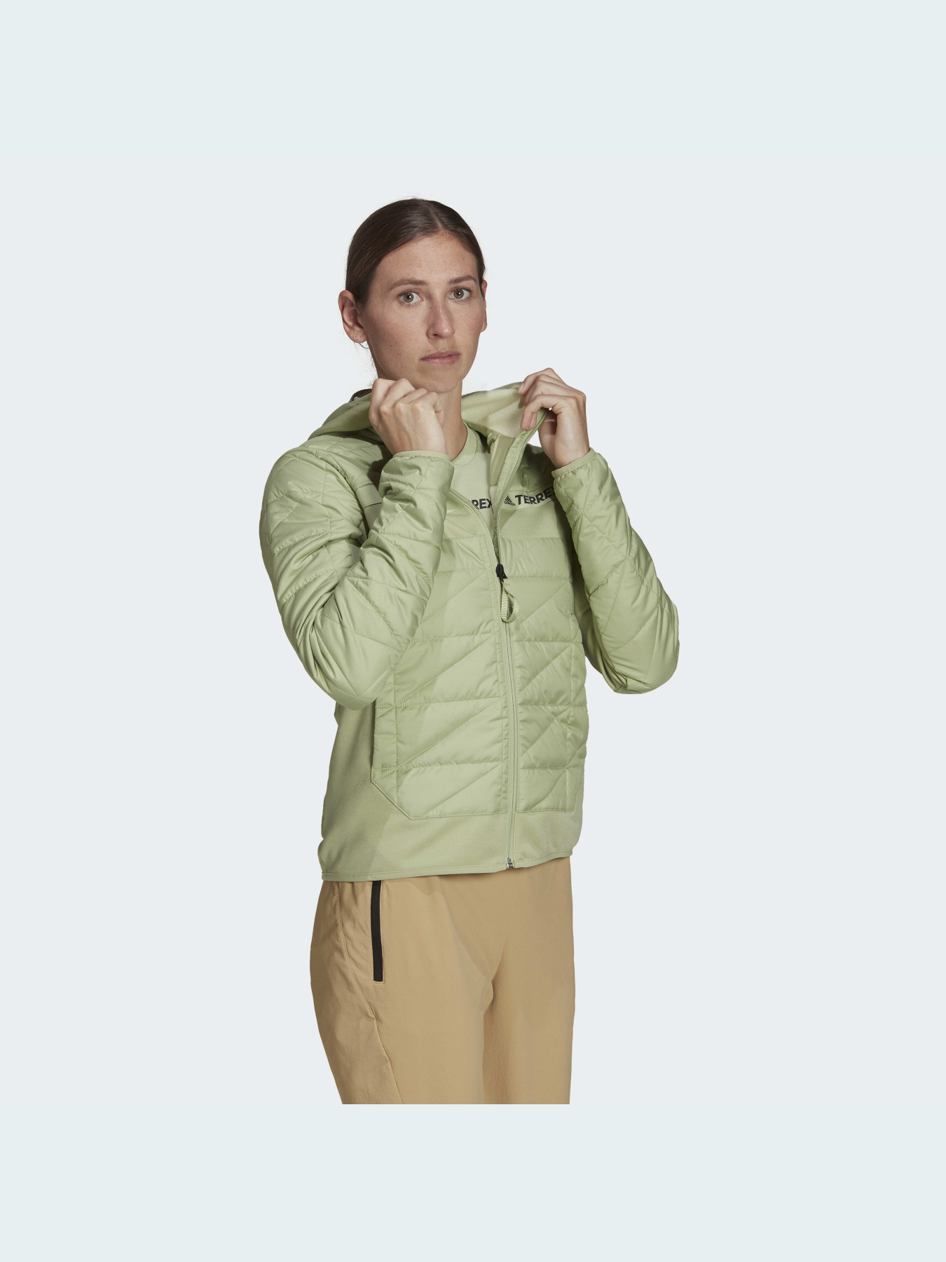 Демисезонная куртка Adidas модель HA2288 Демисезонная куртка Adidas модель HA2288 Фото