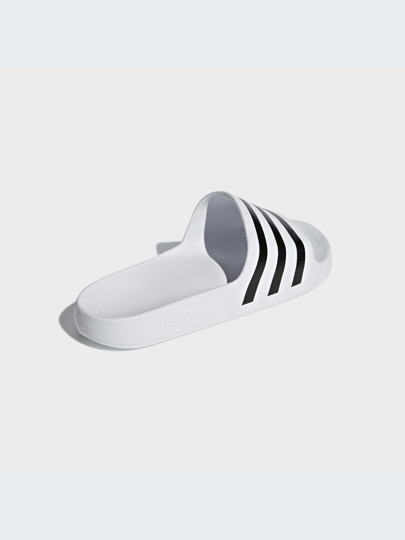Шлепанцы Adidas Adilette модель F35539 Шлепанцы Adidas Adilette модель F35539 Фото
